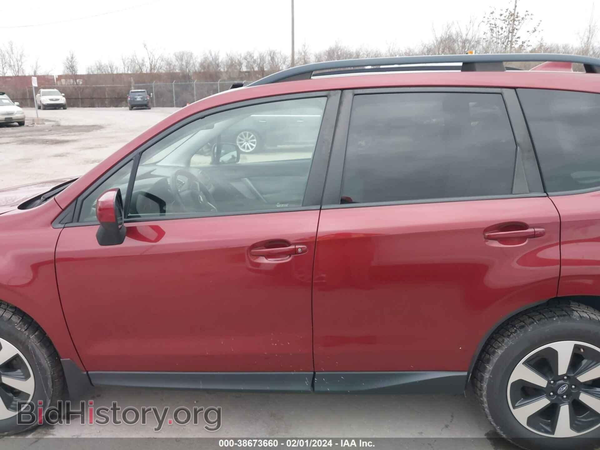 2017 SUBARU FORESTER - VIN: JF2SJAEC0HH466010 - Фото 14