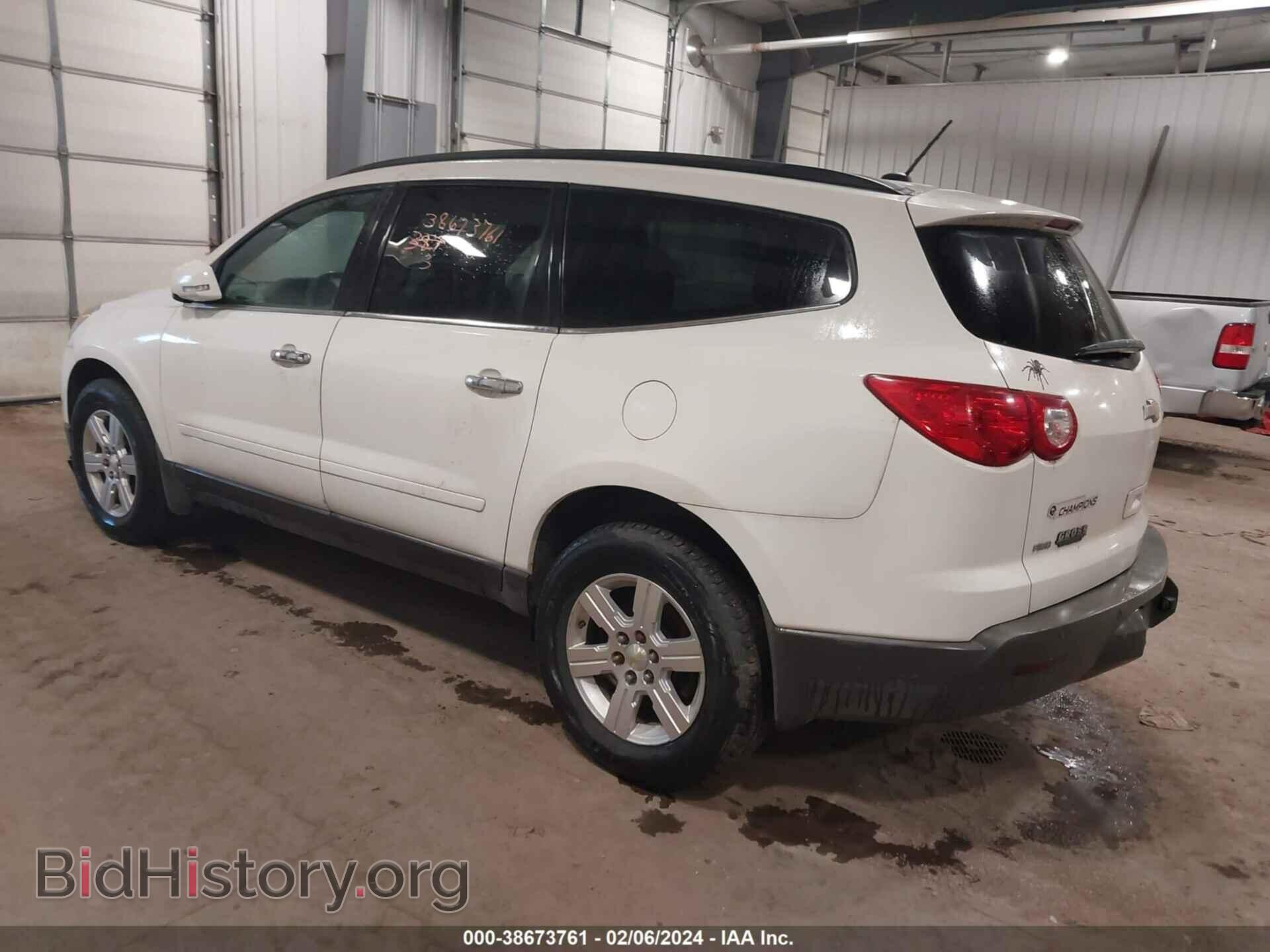 2012 CHEVROLET TRAVERSE - VIN: 1GNKVGED2CJ105448 - Фото 3