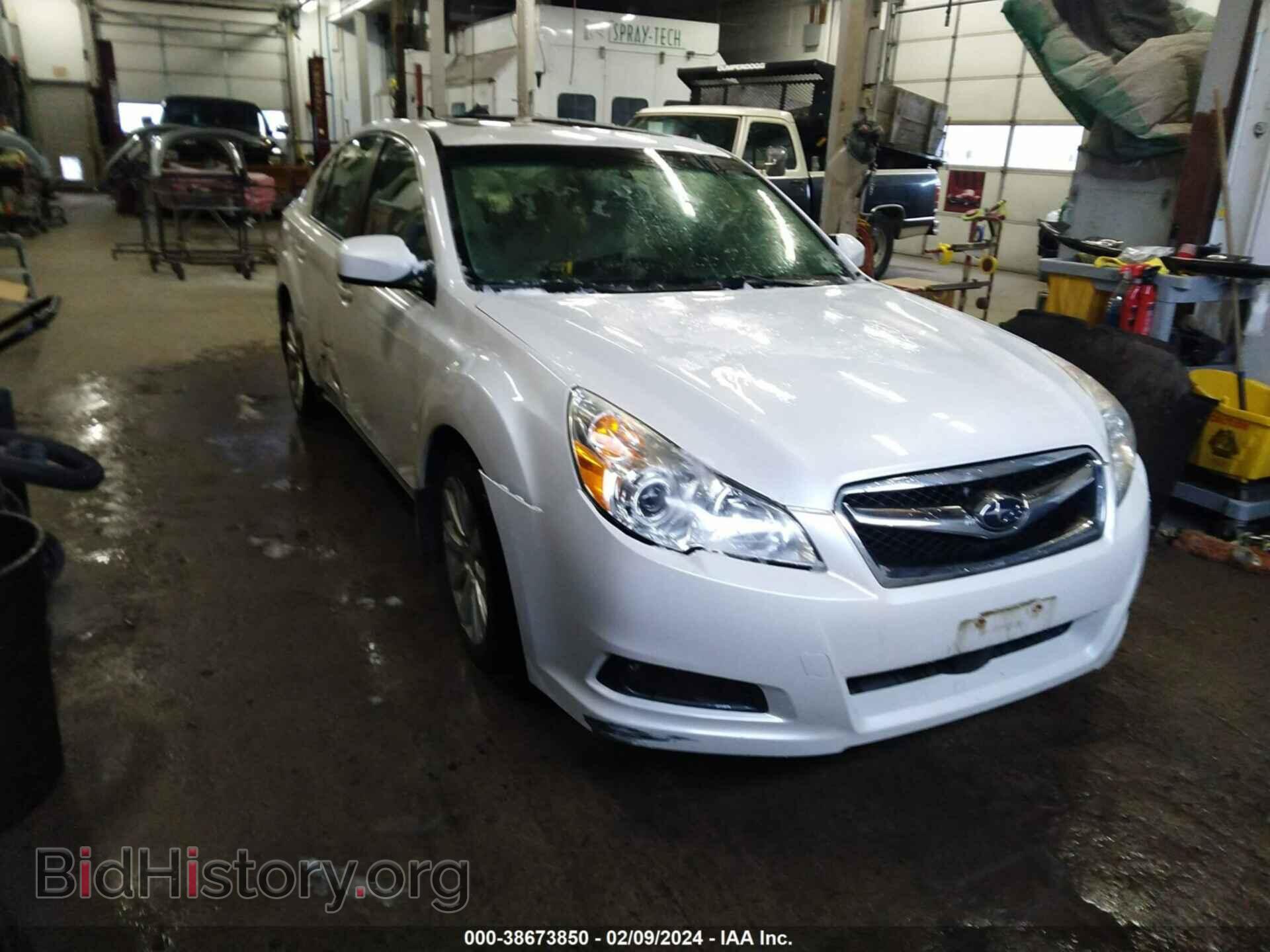 Photo 4S3BMBK69A3229559 - SUBARU LEGACY 2010