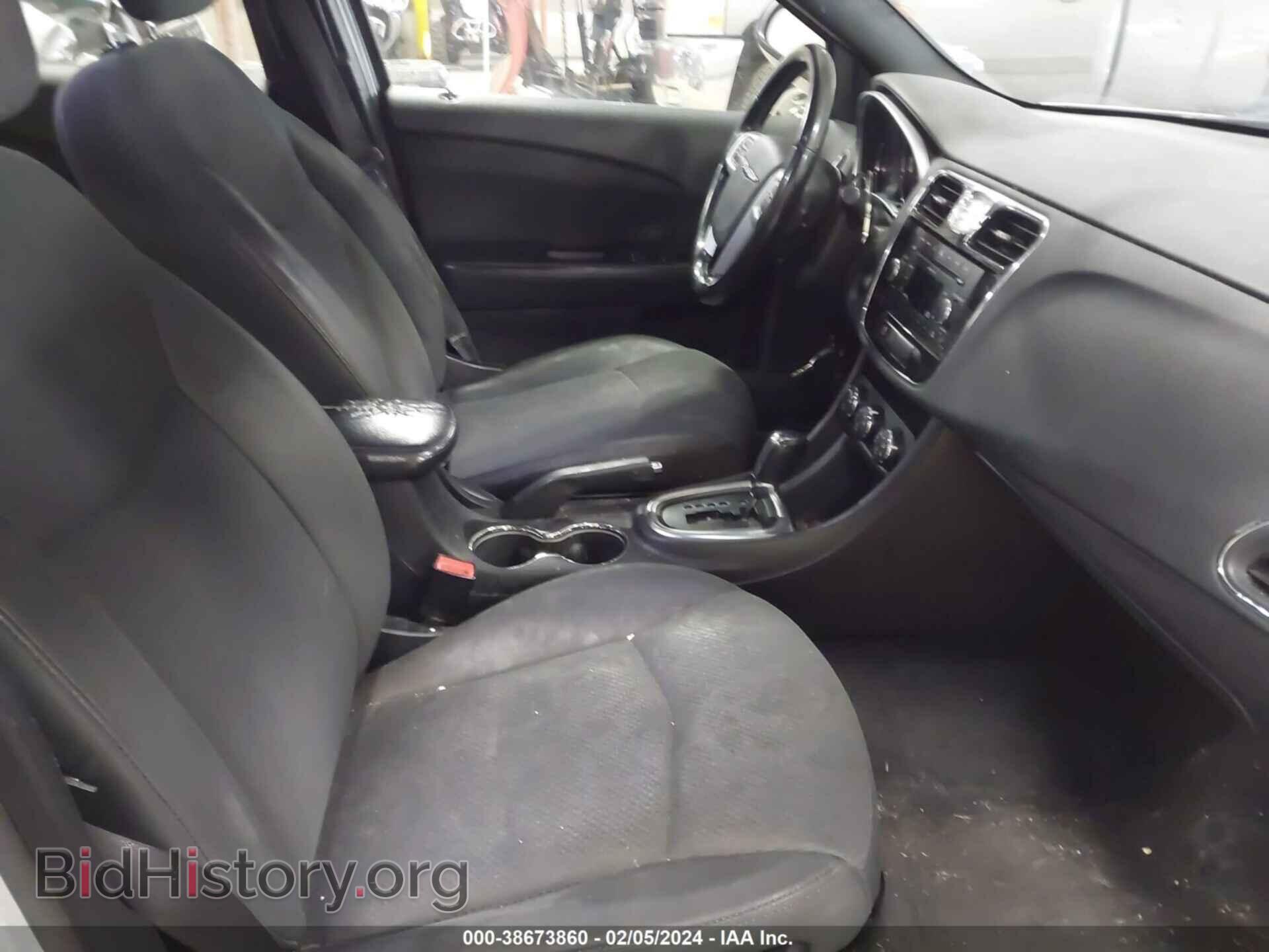 2011 CHRYSLER 200 - VIN: 1C3BC1FB5BN569077 - Фото 5