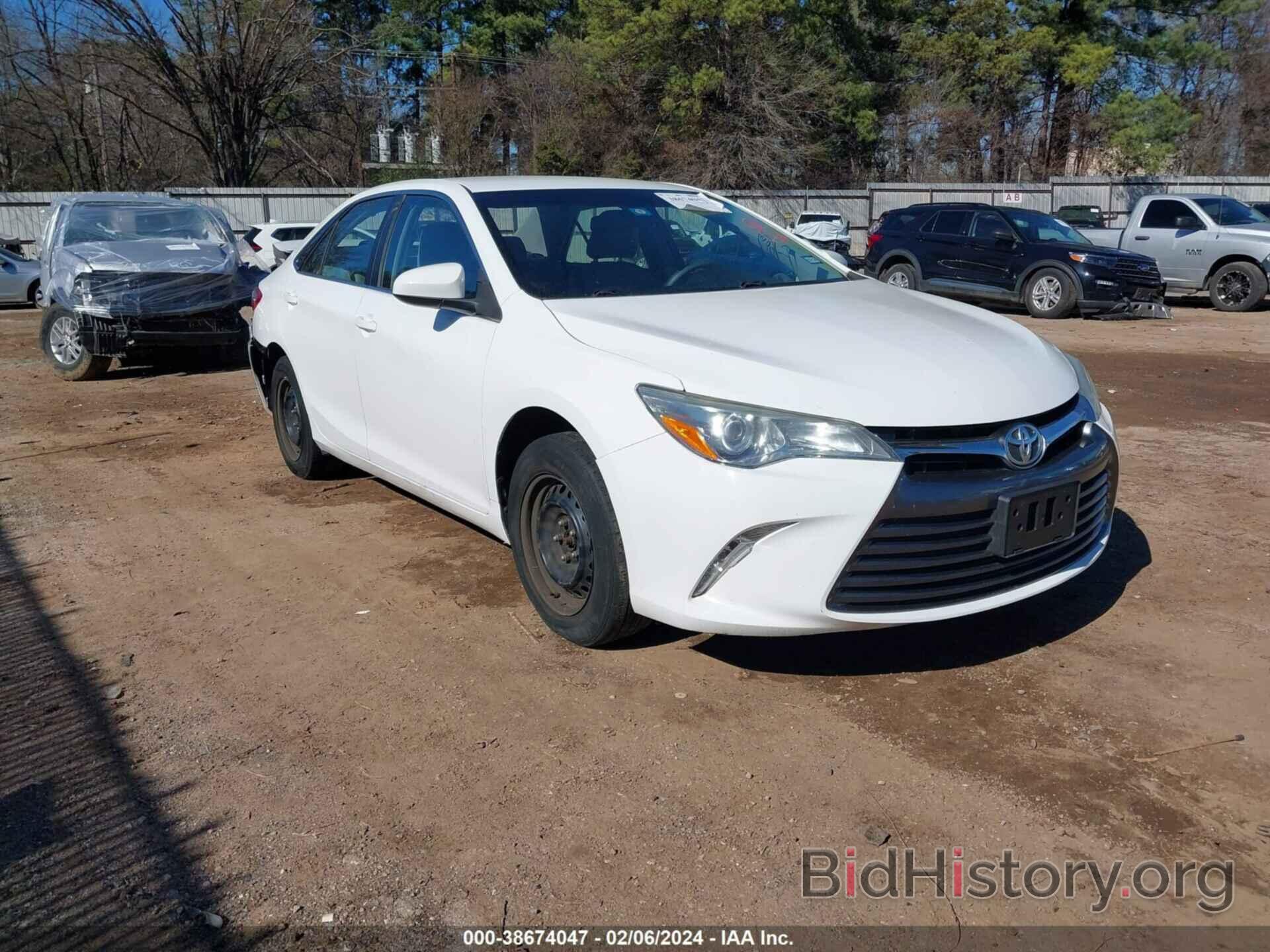 Photo 4T4BF1FK0GR563415 - TOYOTA CAMRY 2016