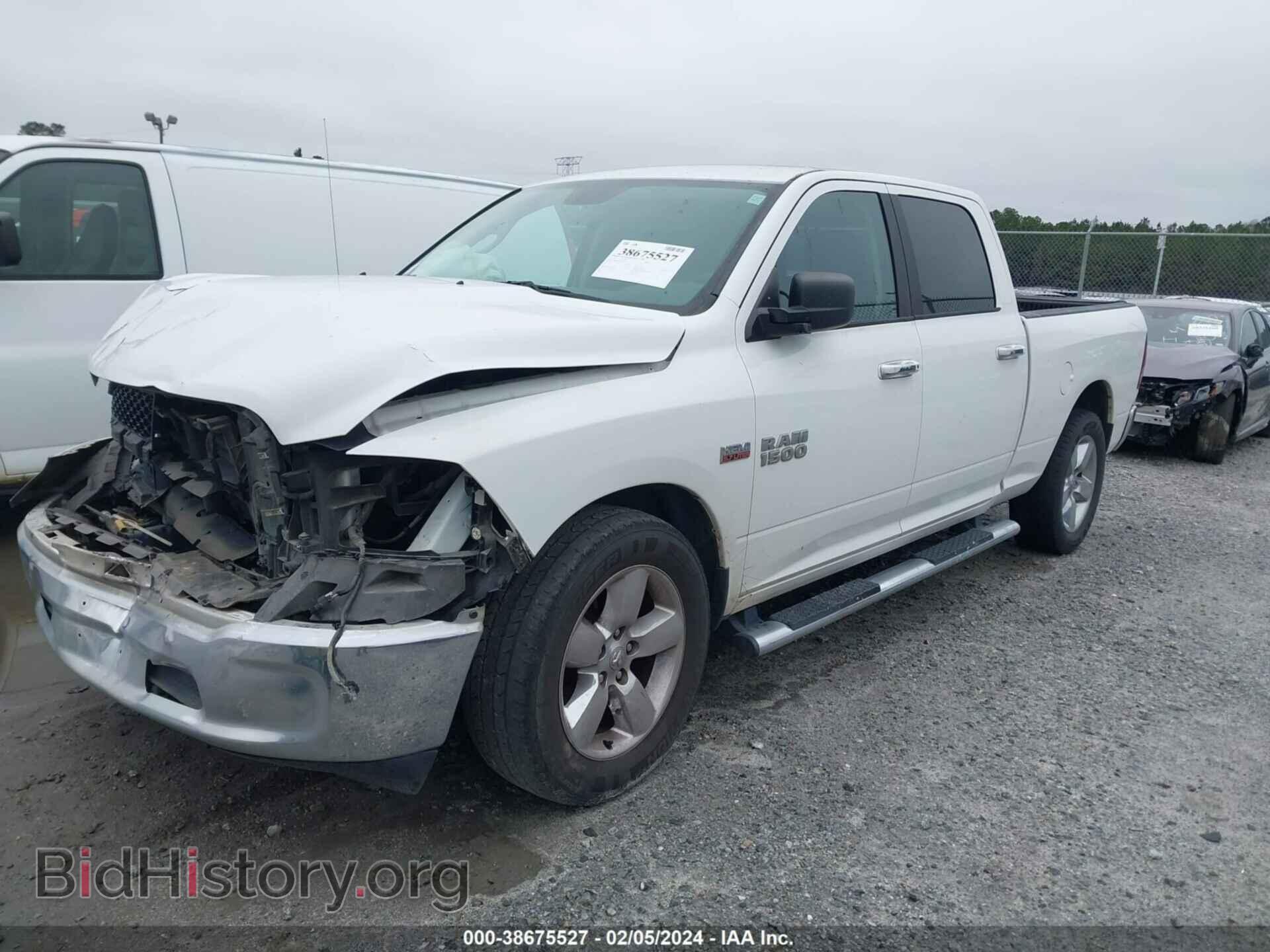 2017 RAM 1500 - VIN: 1C6RR6TT4HS804329 - Photo 2