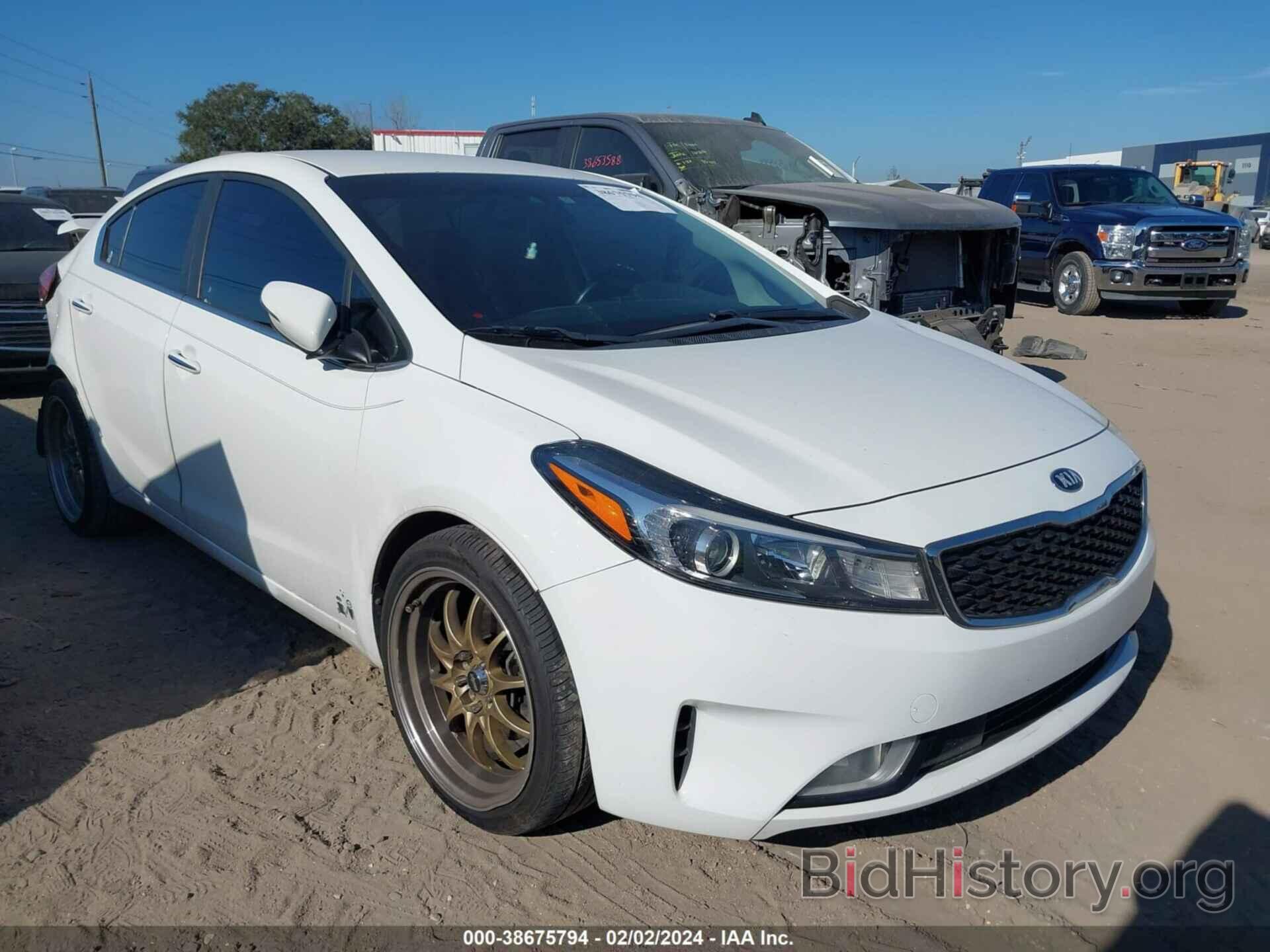 Photo 3KPFL4A75HE089801 - KIA FORTE 2017