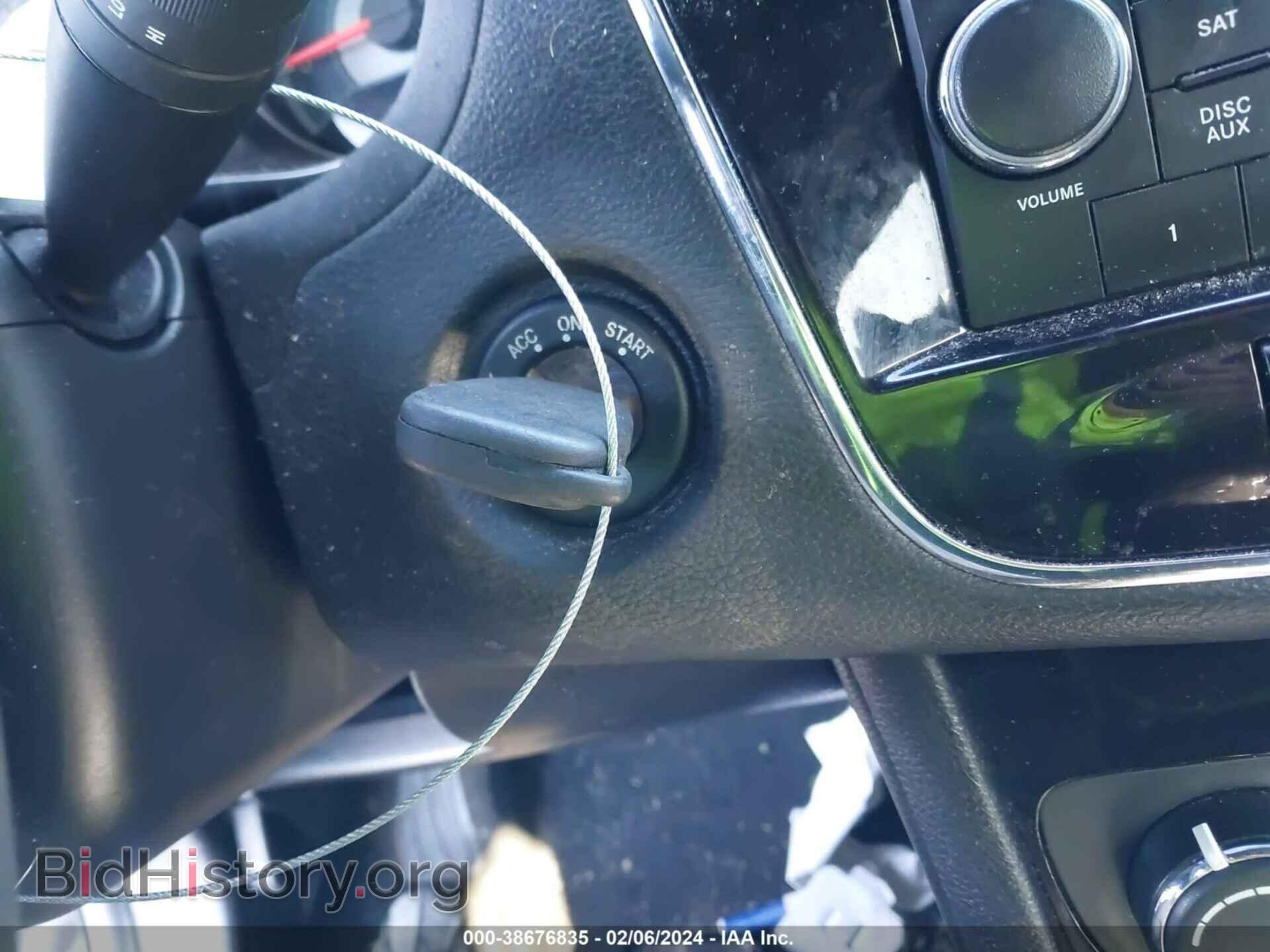 2013 CHRYSLER 200 - VIN: 1C3CCBBB2DN580329 - Фото 11