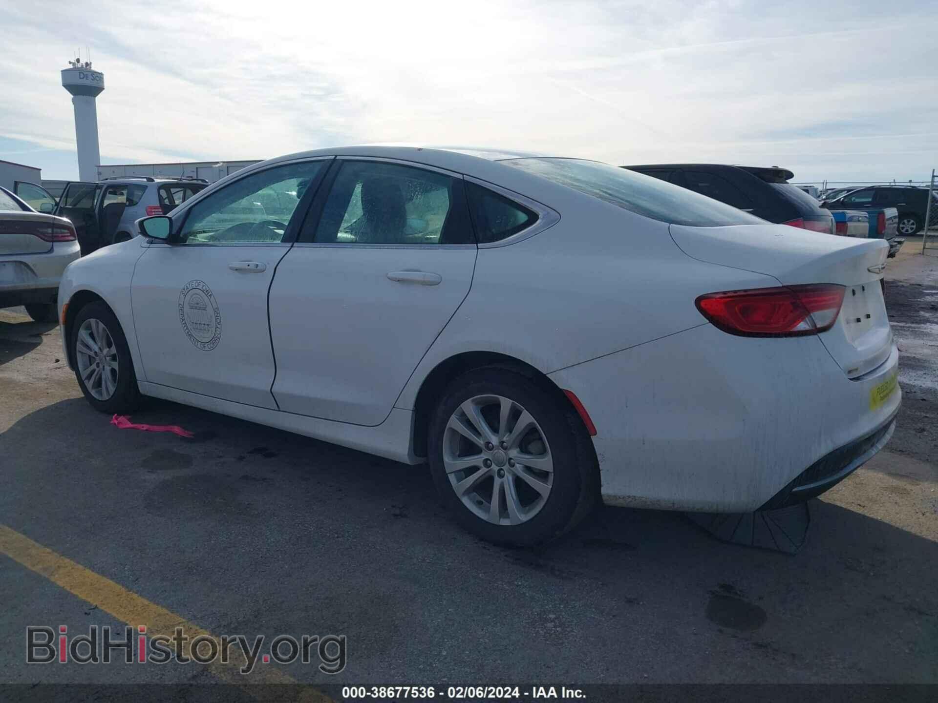 2015 CHRYSLER 200 - VIN: 1C3CCCAB0FN672193 - Фото 3