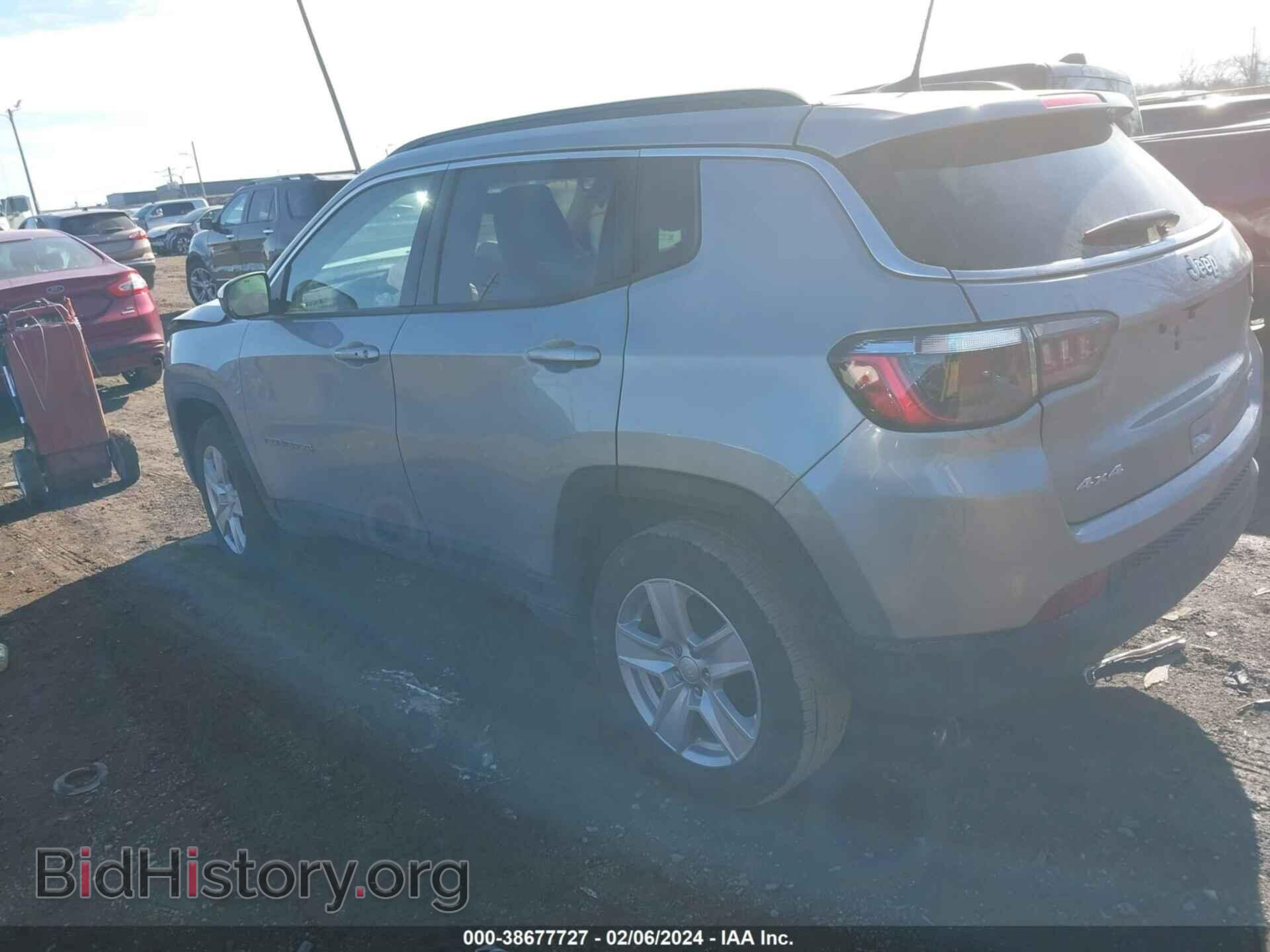 2022 JEEP COMPASS - VIN: 3C4NJDBB5NT233942 - Фото 3