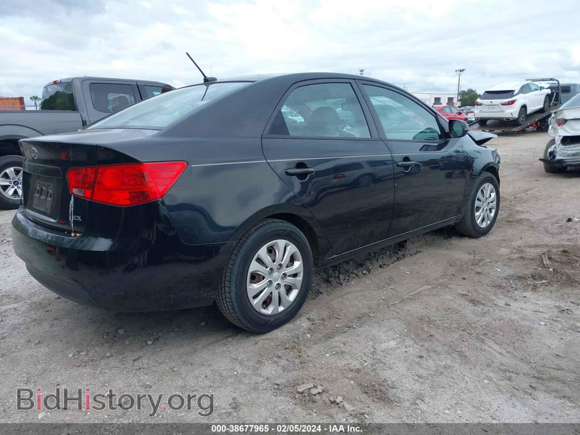 2011 KIA FORTE - VIN: KNAFU4A21B5453438 - Фото 4