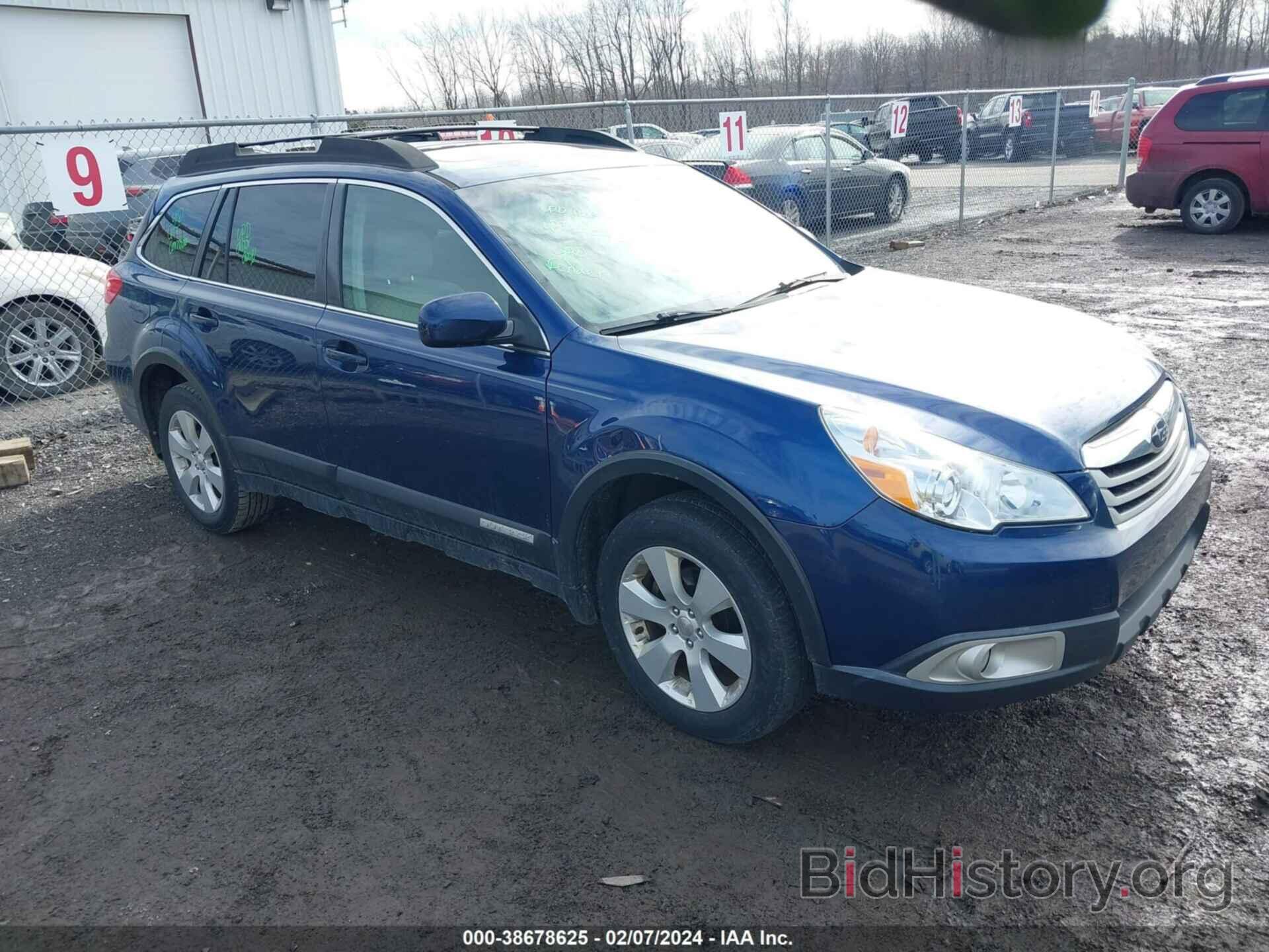 Photo 4S4BRBGC3B3374688 - SUBARU OUTBACK 2011