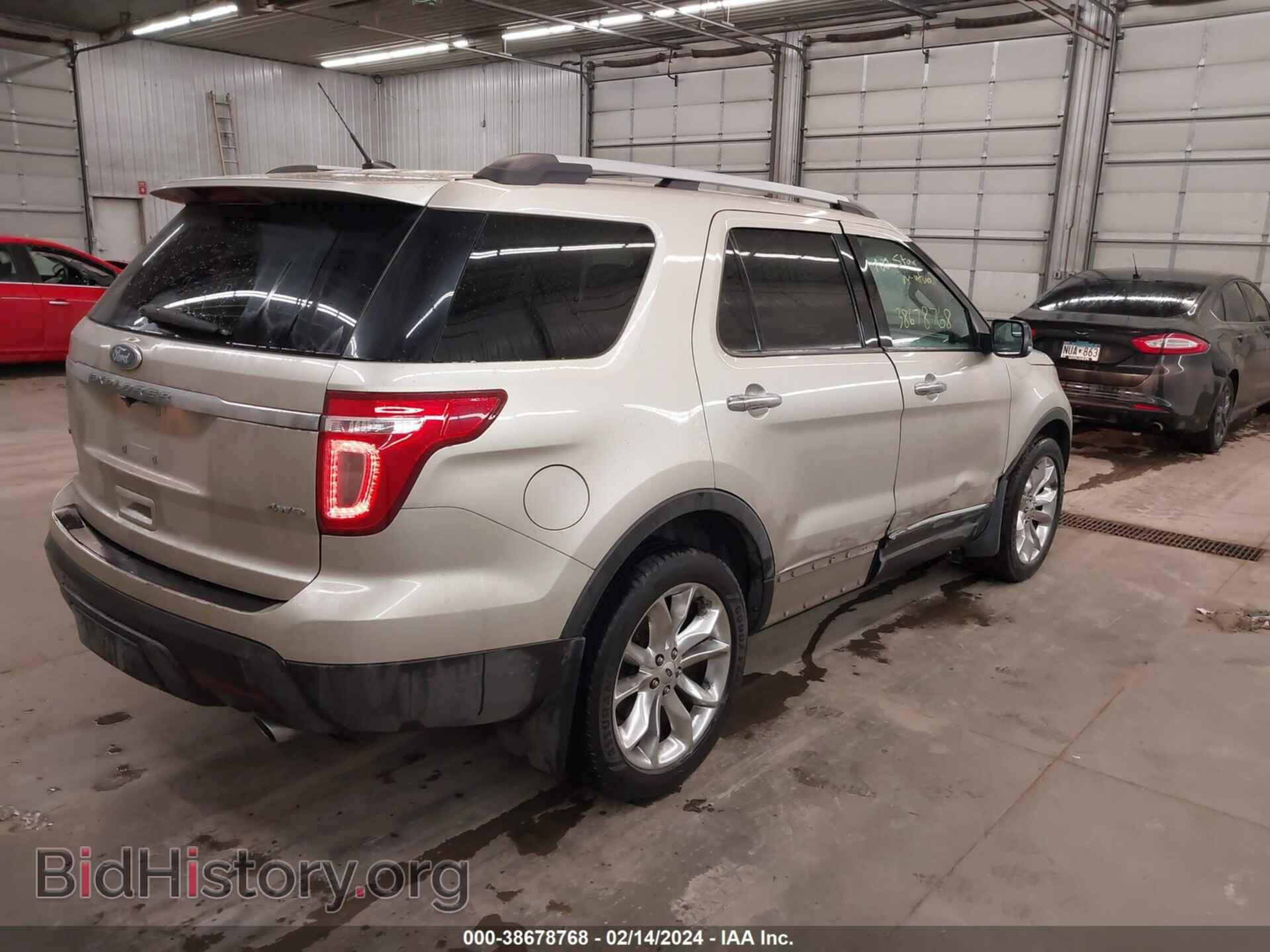 2011 FORD EXPLORER - VIN: 1FMHK8D85BGA65444 - Фото 4