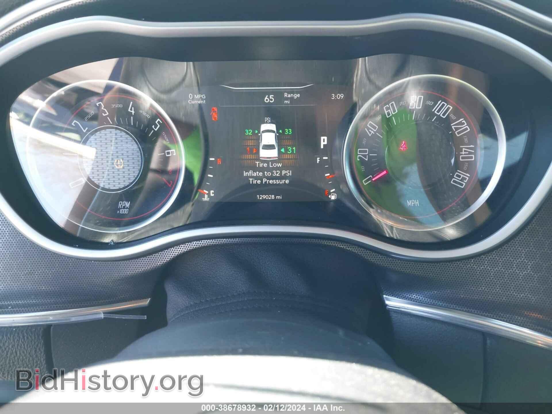 2017 DODGE CHALLENGER - VIN: 2C3CDZAGXHH592603 - Фото 7
