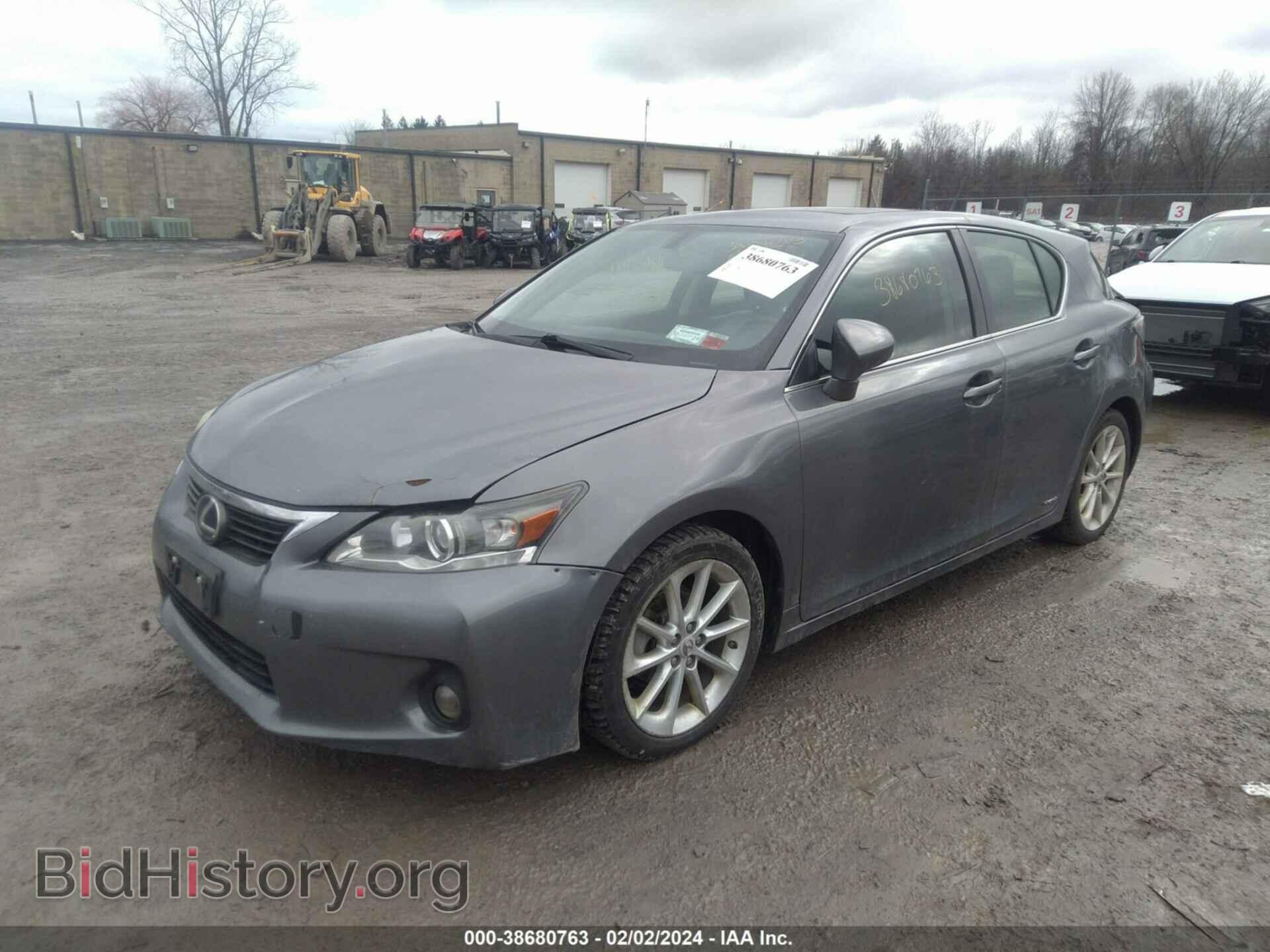 2013 LEXUS CT 200H - VIN: JTHKD5BH3D2148357 - Photo 2