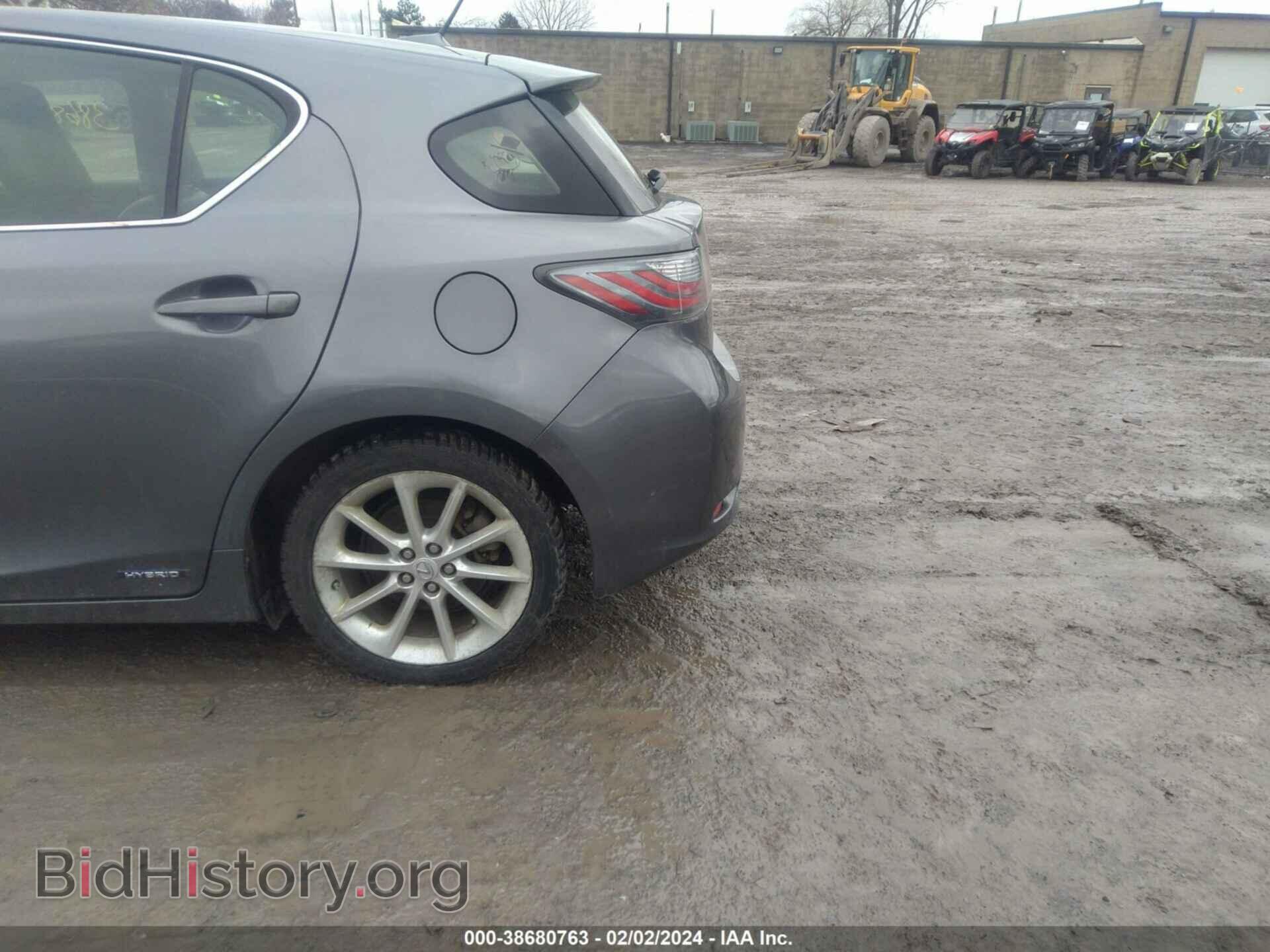 2013 LEXUS CT 200H - VIN: JTHKD5BH3D2148357 - Photo 3