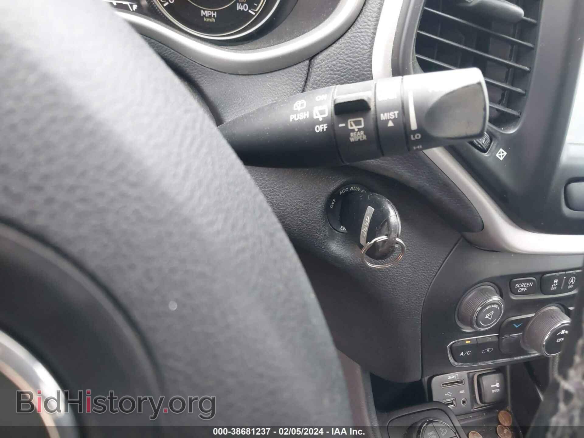 2015 JEEP CHEROKEE - VIN: 1C4PJMBS0FW716632 - Фото 11