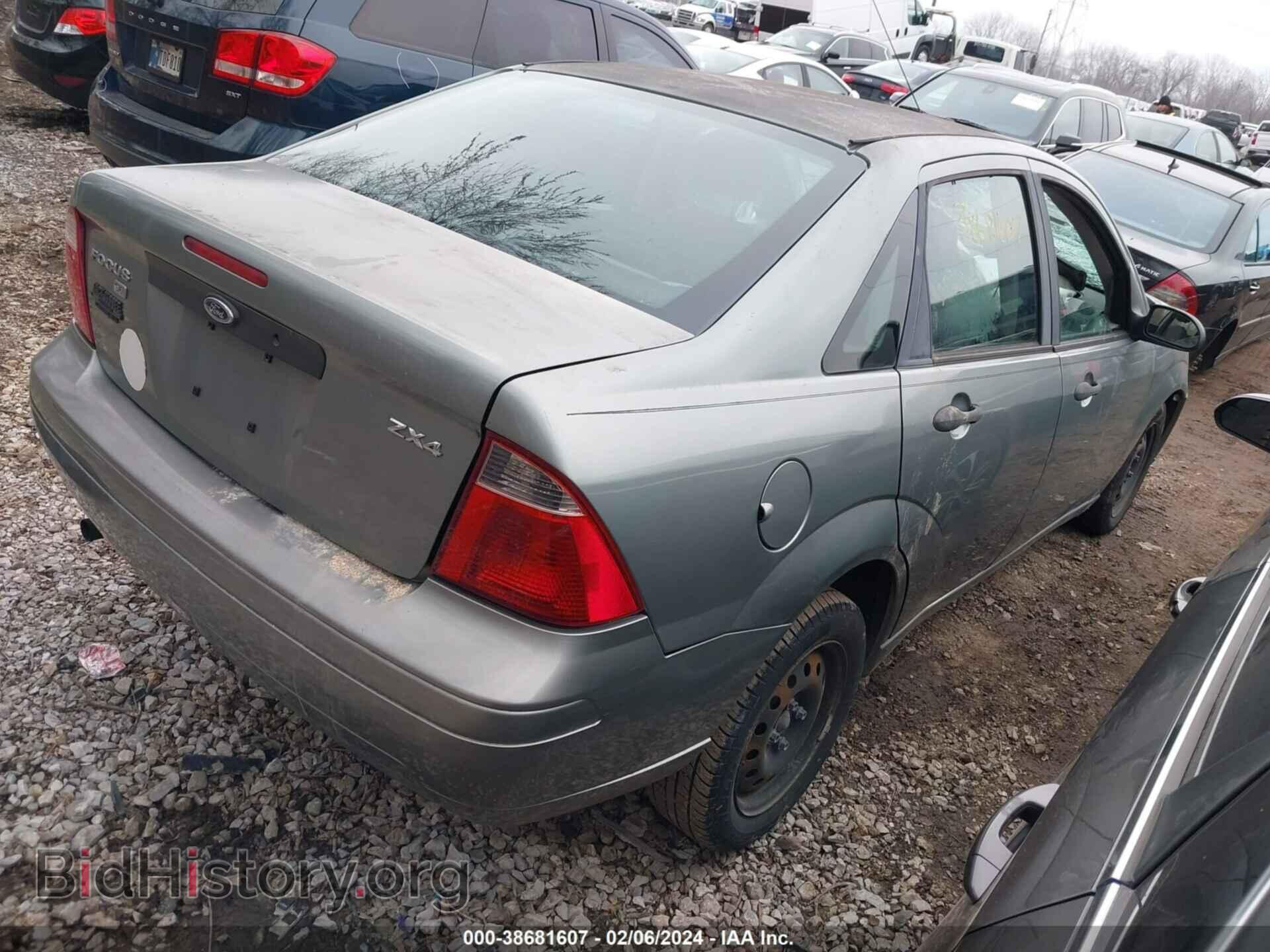 2006 FORD FOCUS - VIN: 1FAFP34N26W245018 - Фото 4