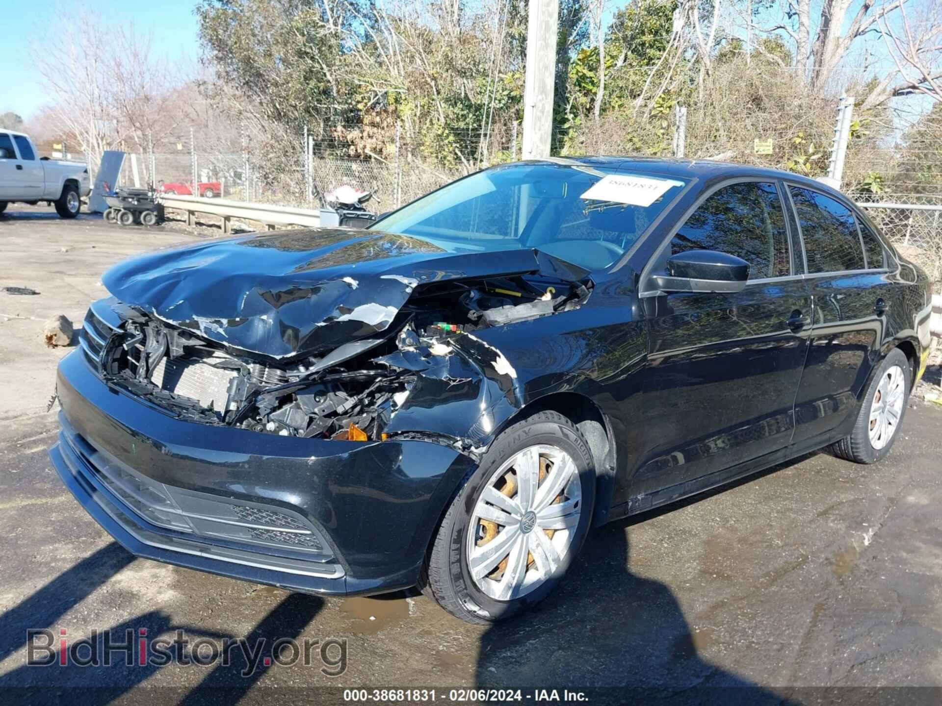 2017 VOLKSWAGEN JETTA - VIN: 3VW2B7AJ2HM376255 - Фото 2