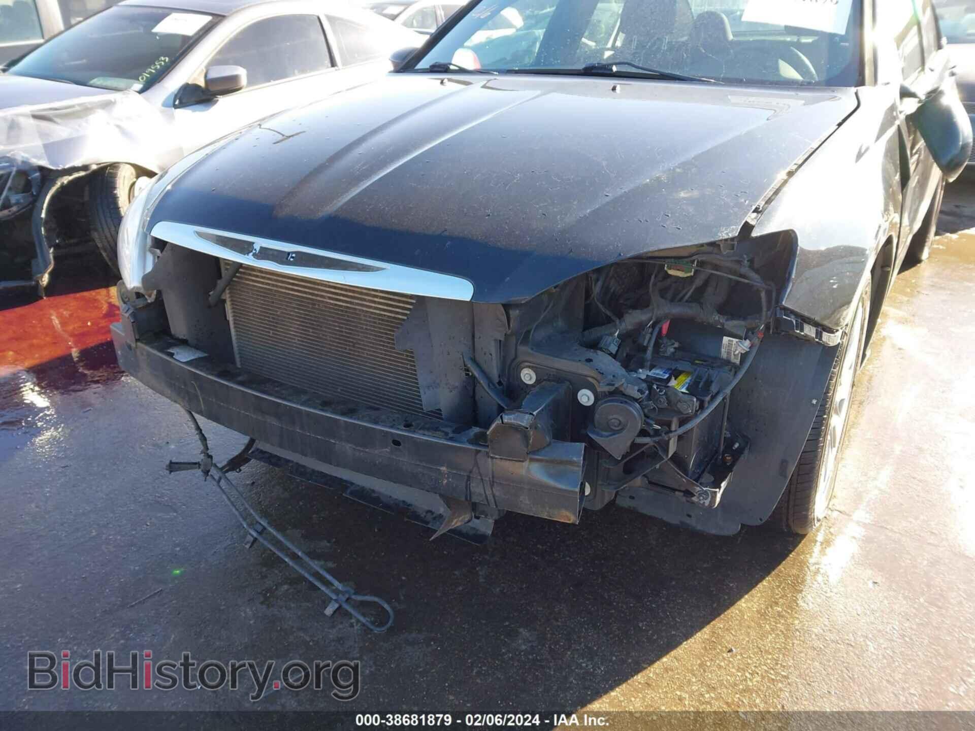 2013 CHRYSLER 200 - VIN: 1C3CCBAB1DN686689 - Фото 6