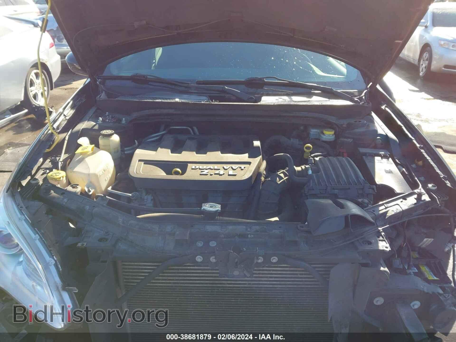 2013 CHRYSLER 200 - VIN: 1C3CCBAB1DN686689 - Фото 10