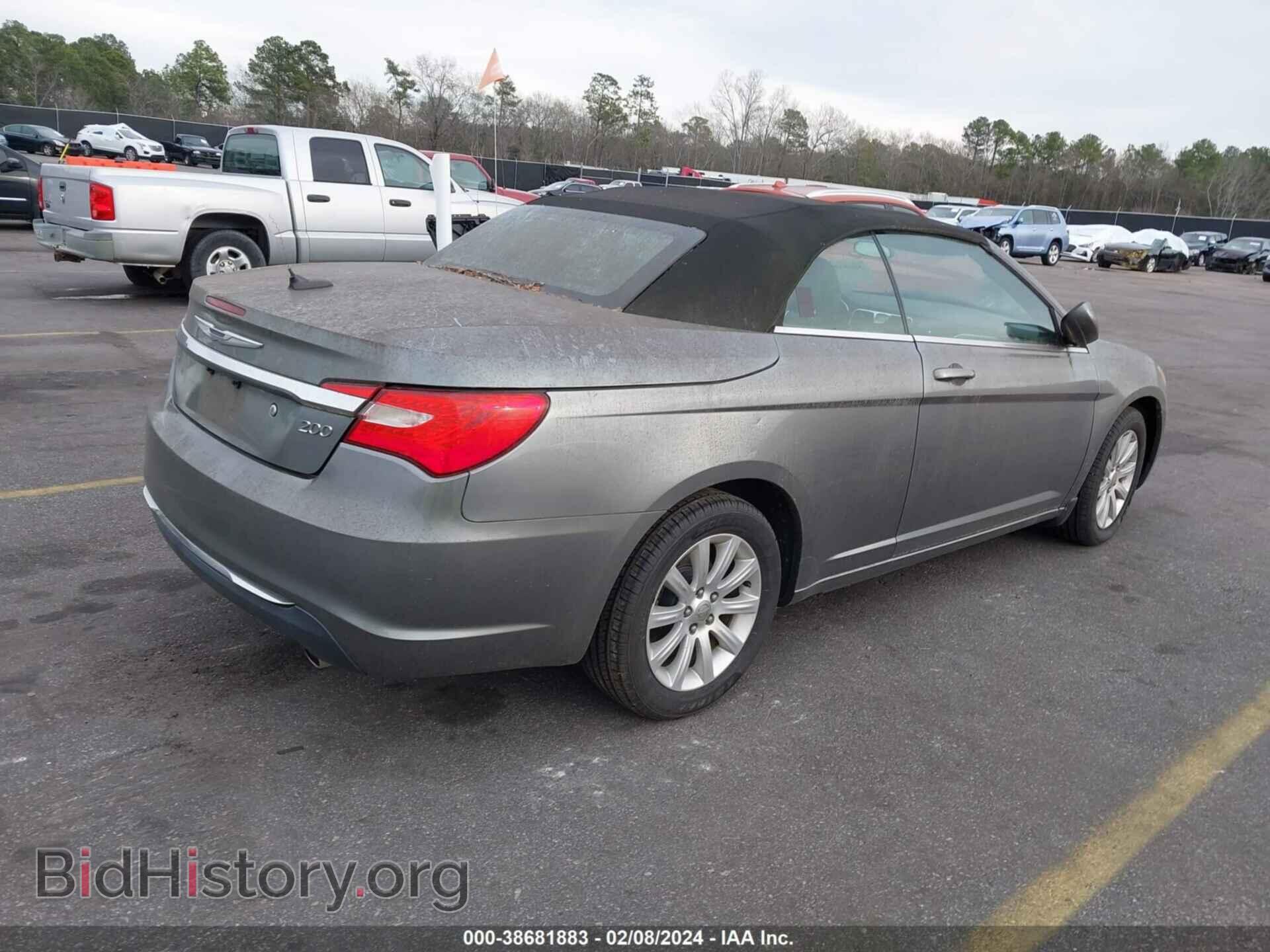 2011 CHRYSLER 200 - VIN: 1C3BC2EG5BN620435 - Фото 4