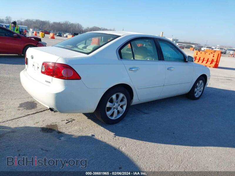 2007 Kia OPTIMA (VIN KNAGE124975122758) — фото 4 из 11