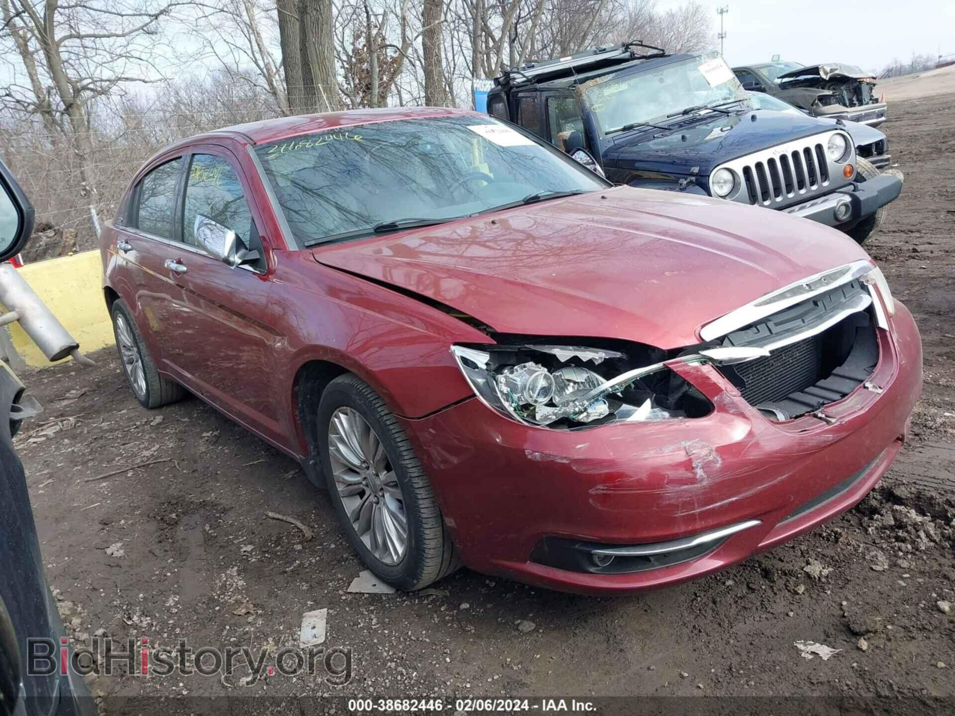 Photo 1C3BC2FG8BN551383 - CHRYSLER 200 2011