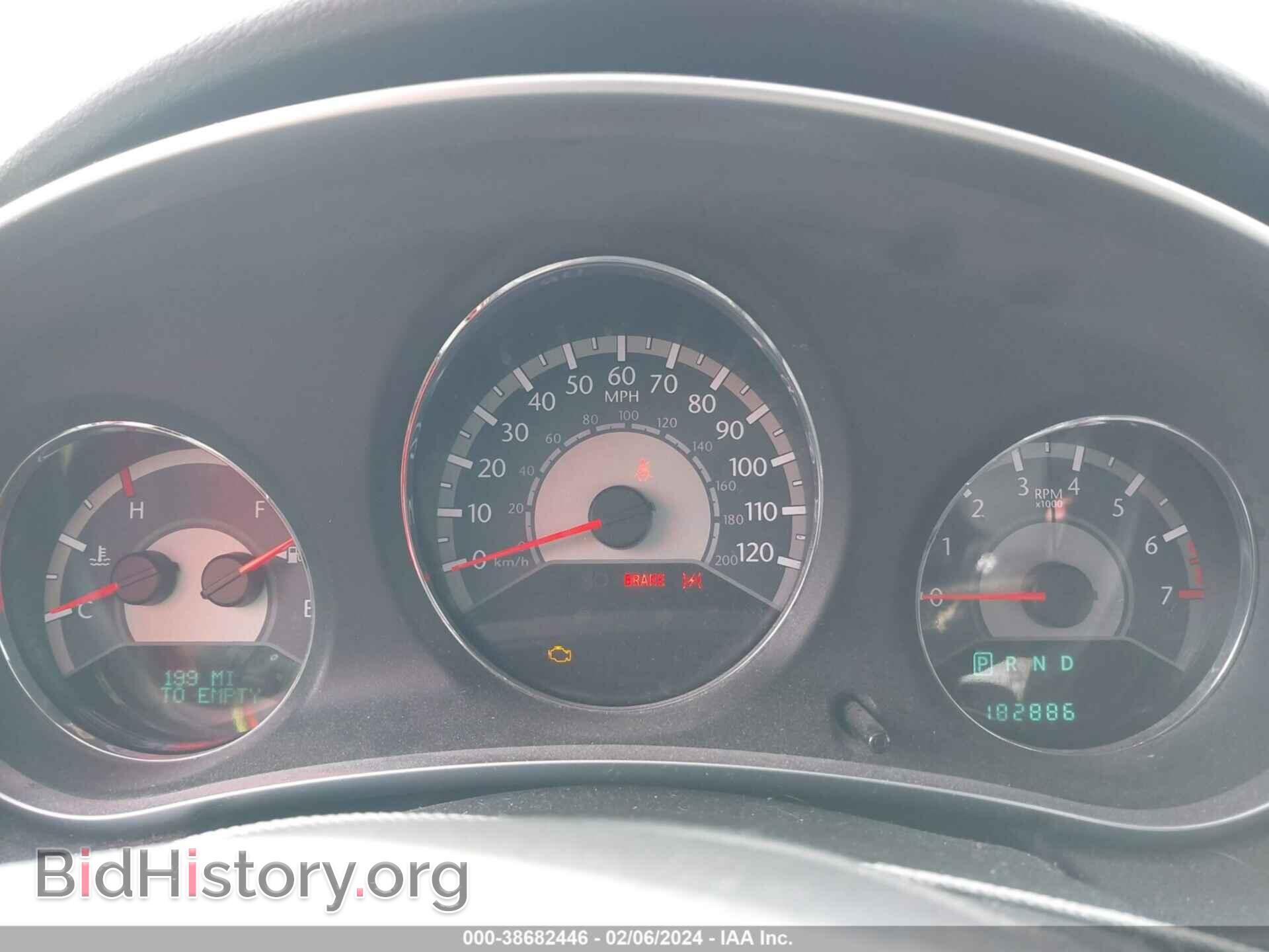 2011 CHRYSLER 200 - VIN: 1C3BC2FG8BN551383 - Фото 7