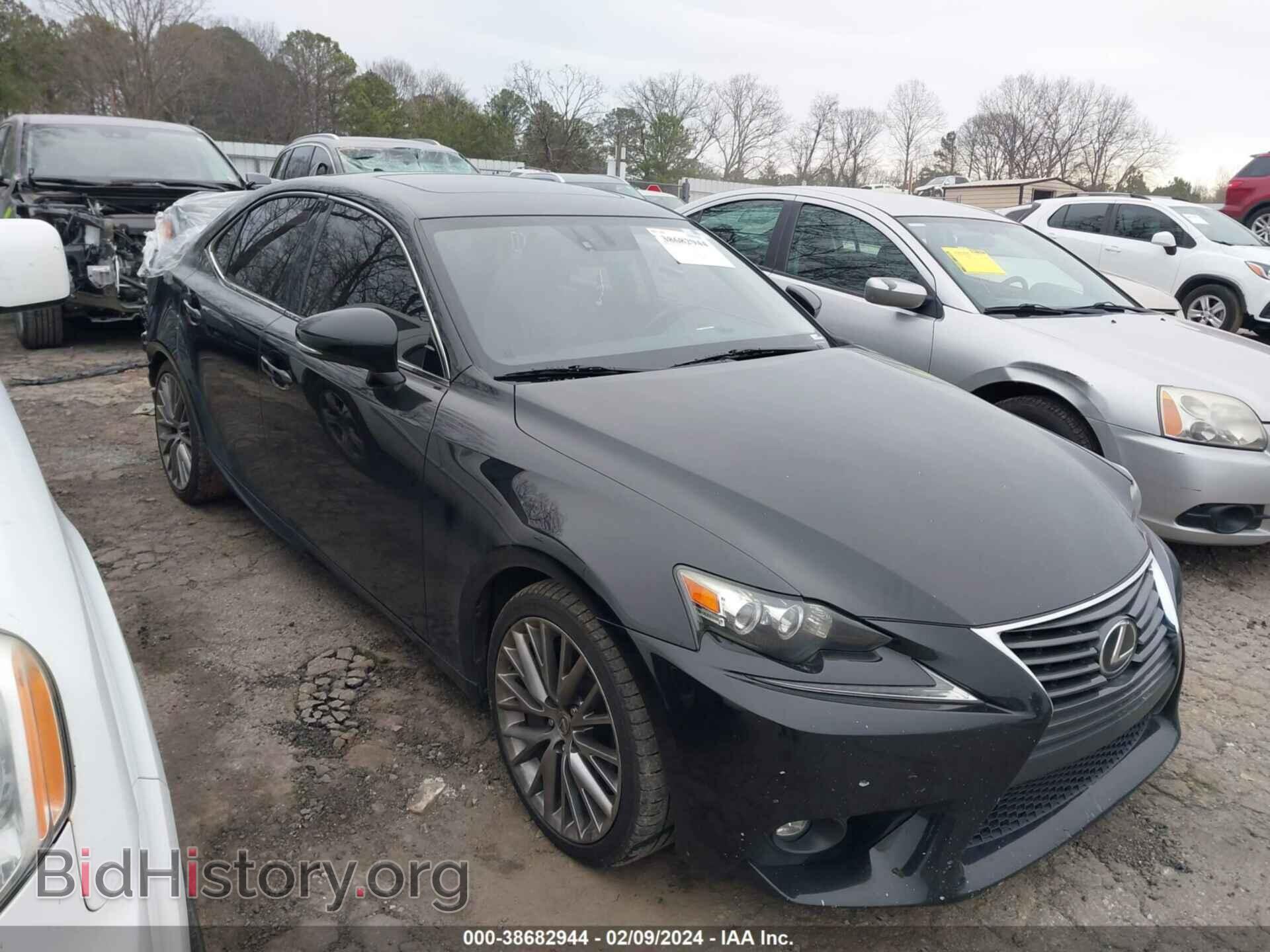 Фотография JTHBA1D21G5010765 - LEXUS IS 200T 2016