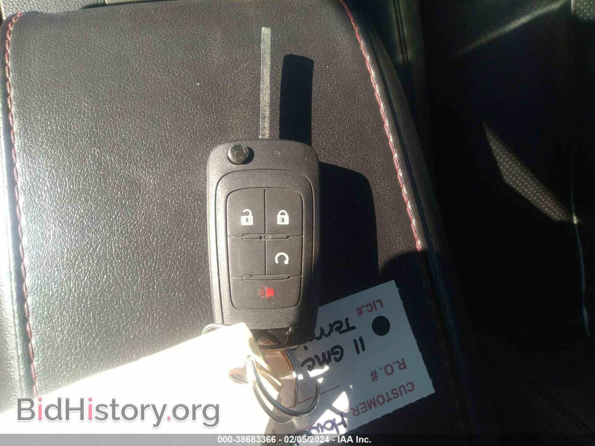 2011 GMC TERRAIN - VIN: 2CTALSEC7B6352503 - Фото 11
