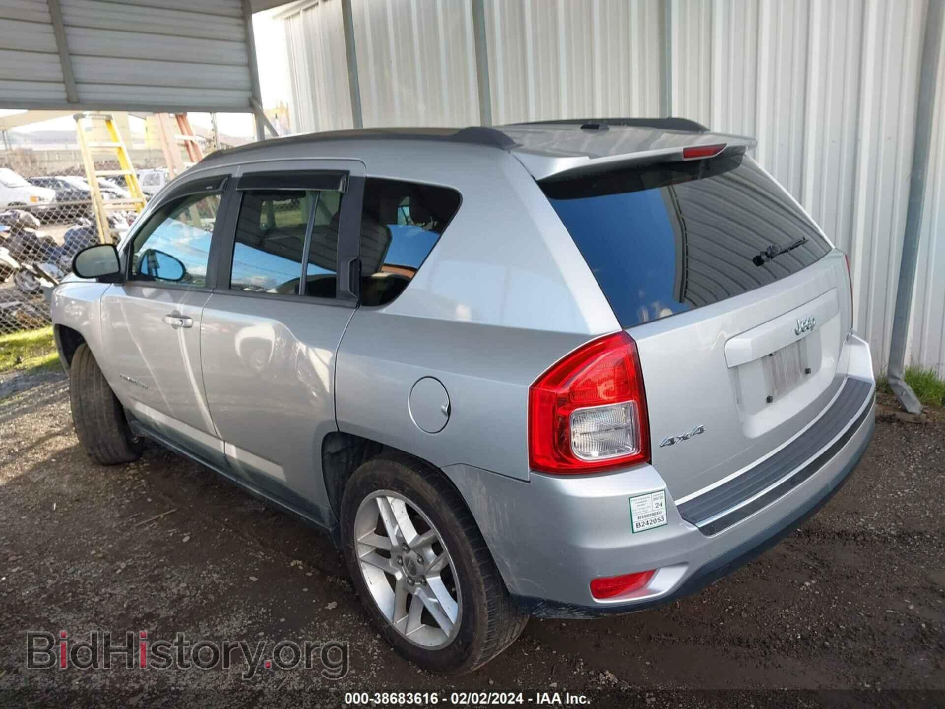 2011 JEEP COMPASS - VIN: 1J4NF5FB1BD229951 - Фото 3
