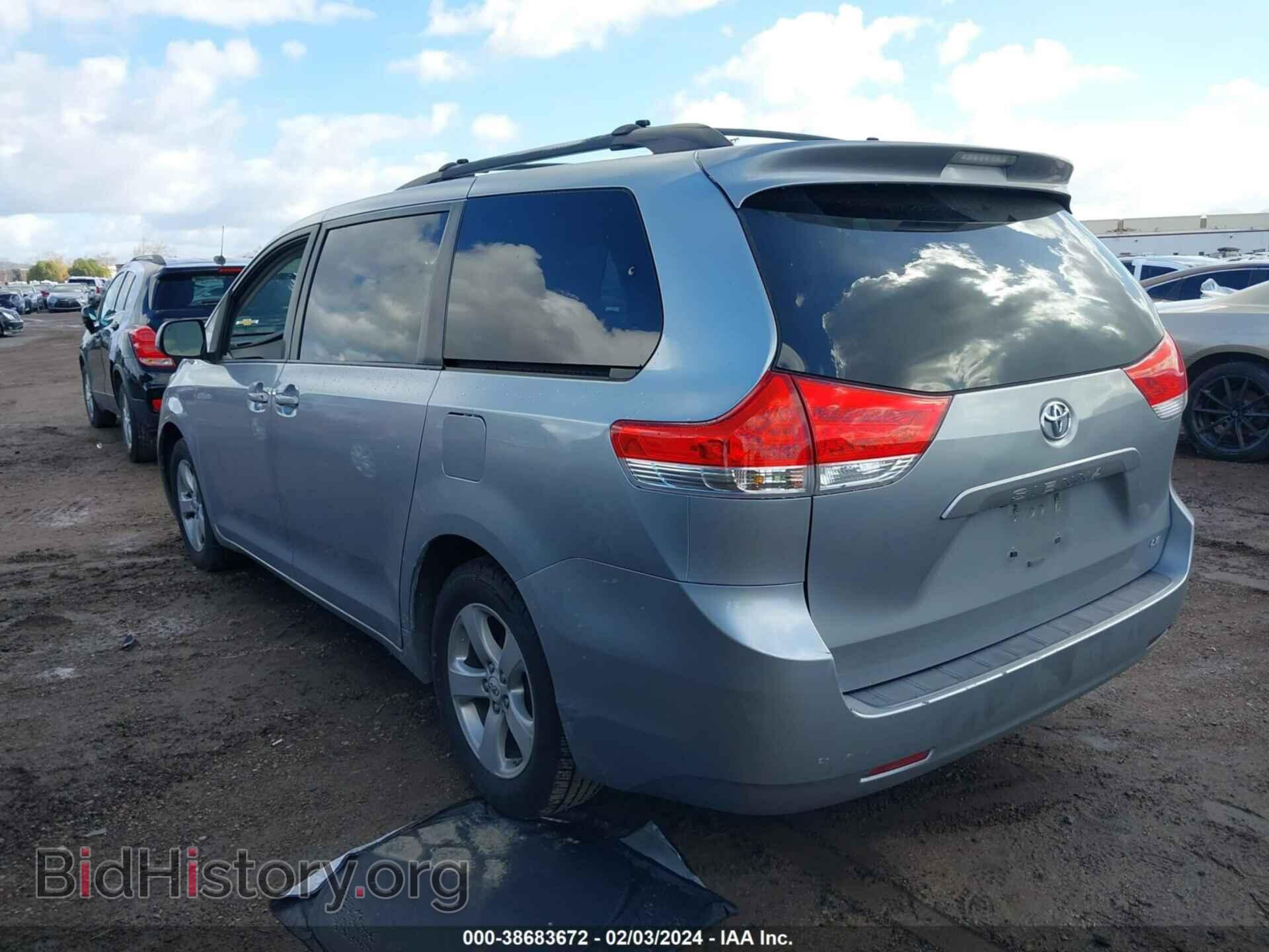 2011 TOYOTA SIENNA - VIN: 5TDKK3DCXBS064281 - Фото 3