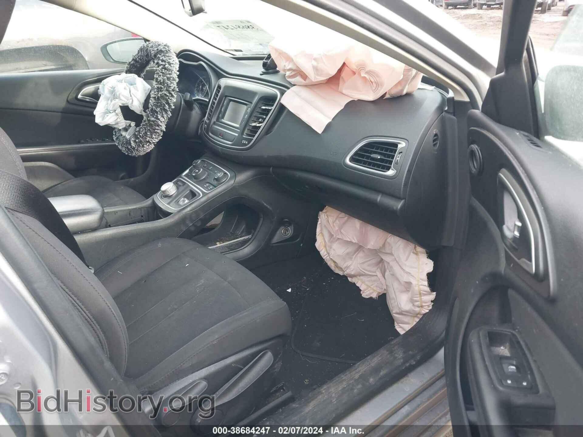 2015 CHRYSLER 200 - VIN: 1C3CCCAB7FN566744 - Фото 5