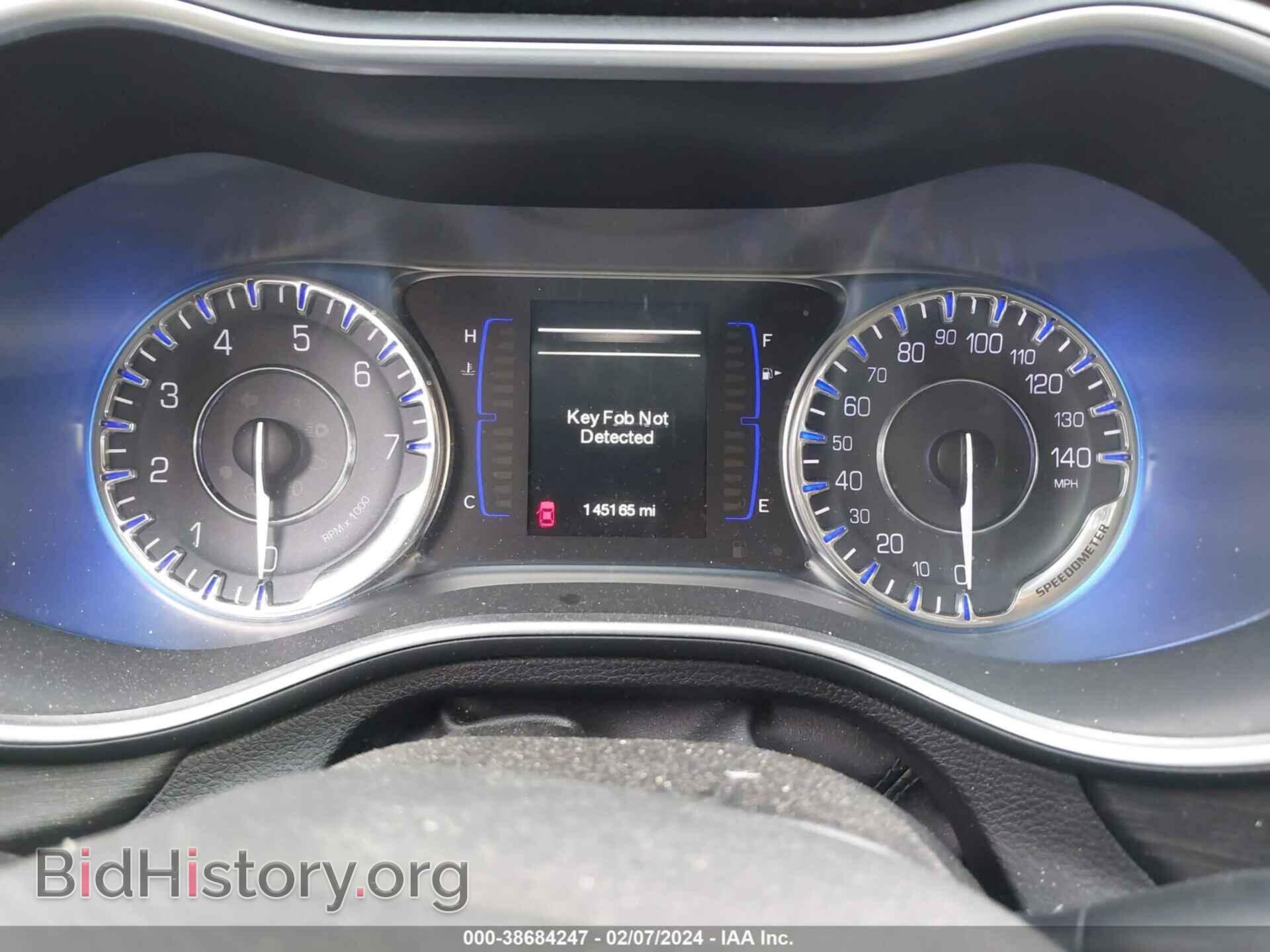2015 CHRYSLER 200 - VIN: 1C3CCCAB7FN566744 - Фото 7