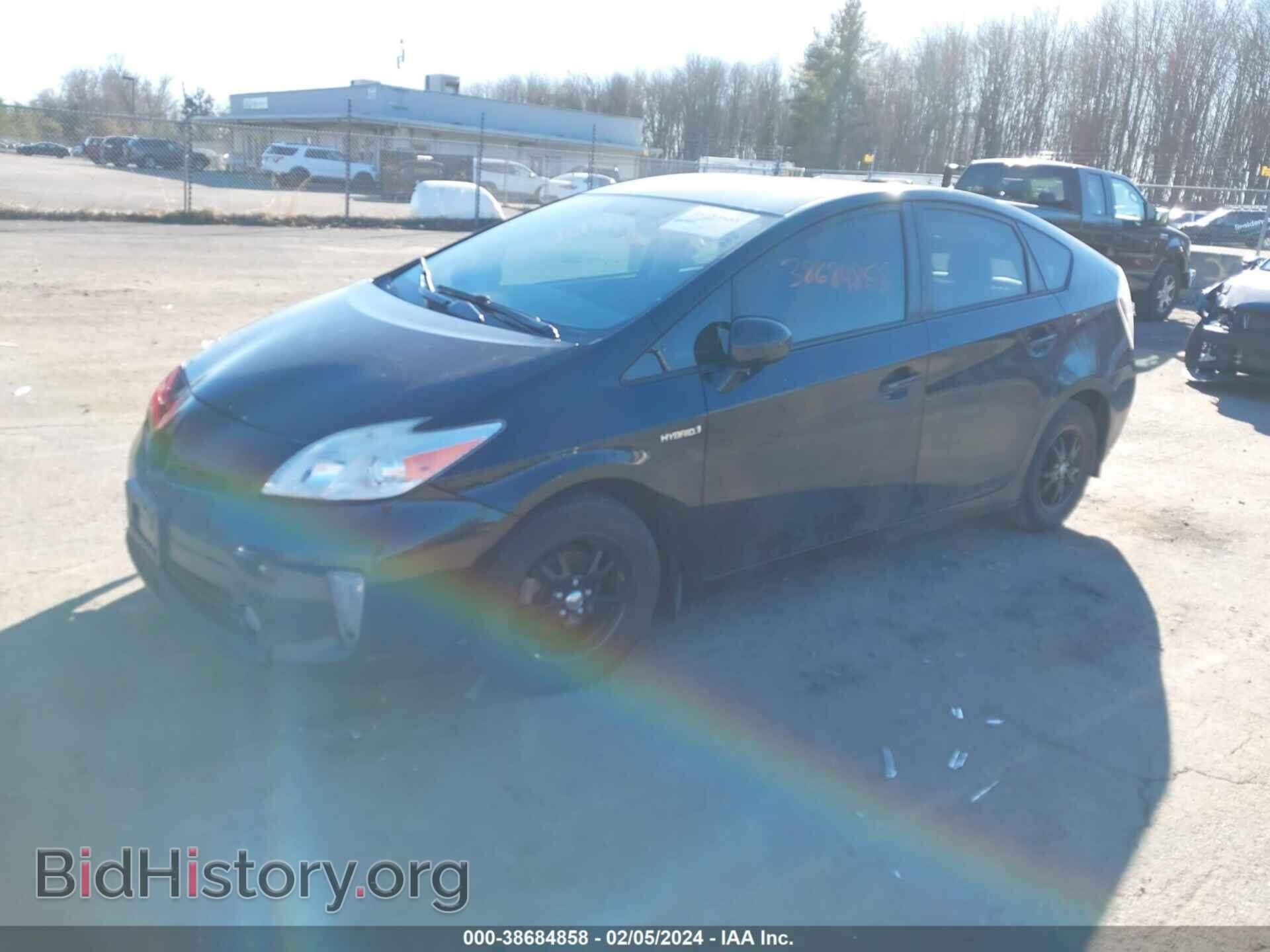 2014 TOYOTA PRIUS - VIN: JTDKN3DU2E1778097 - Фото 2