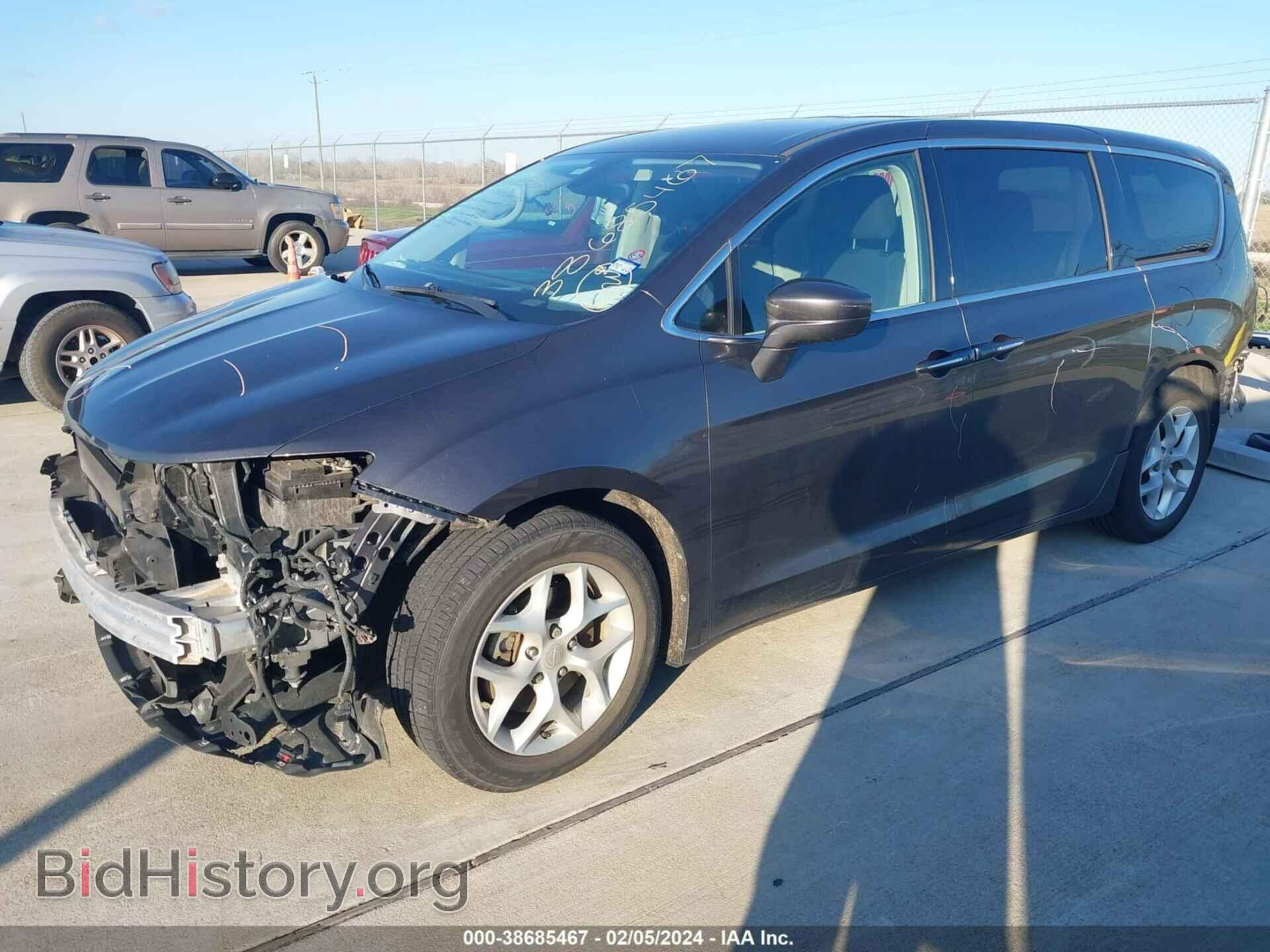 2018 CHRYSLER PACIFICA - VIN: 2C4RC1FG3JR227862 - Фото 2
