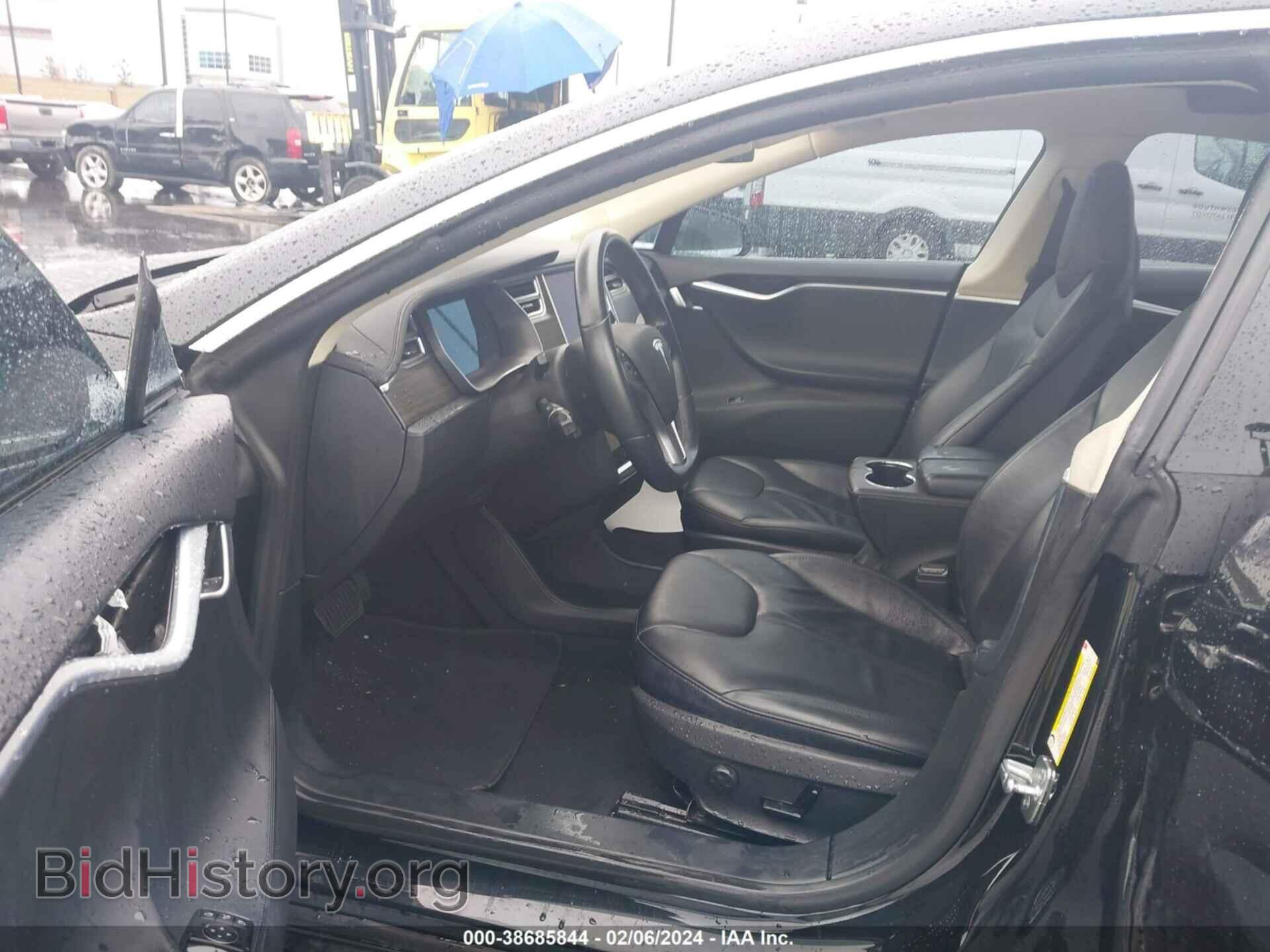 2014 TESLA MODEL S - VIN: 5YJSA1H13EFP40174 - Фото 5