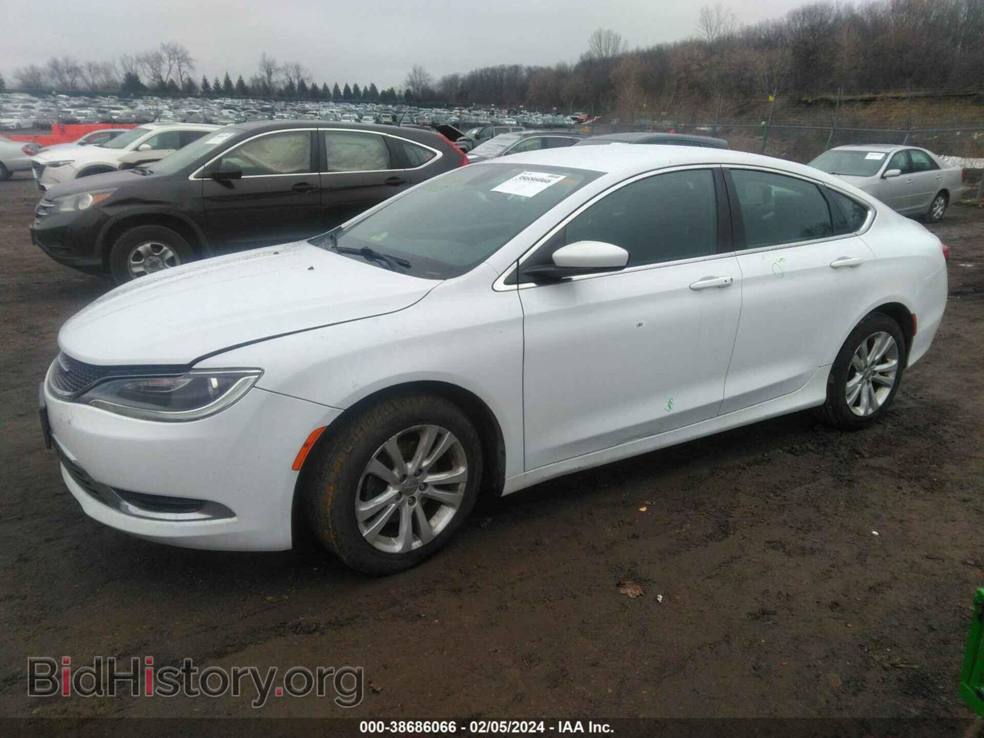 2015 CHRYSLER 200 - VIN: 1C3CCCAB2FN684605 - Фото 2