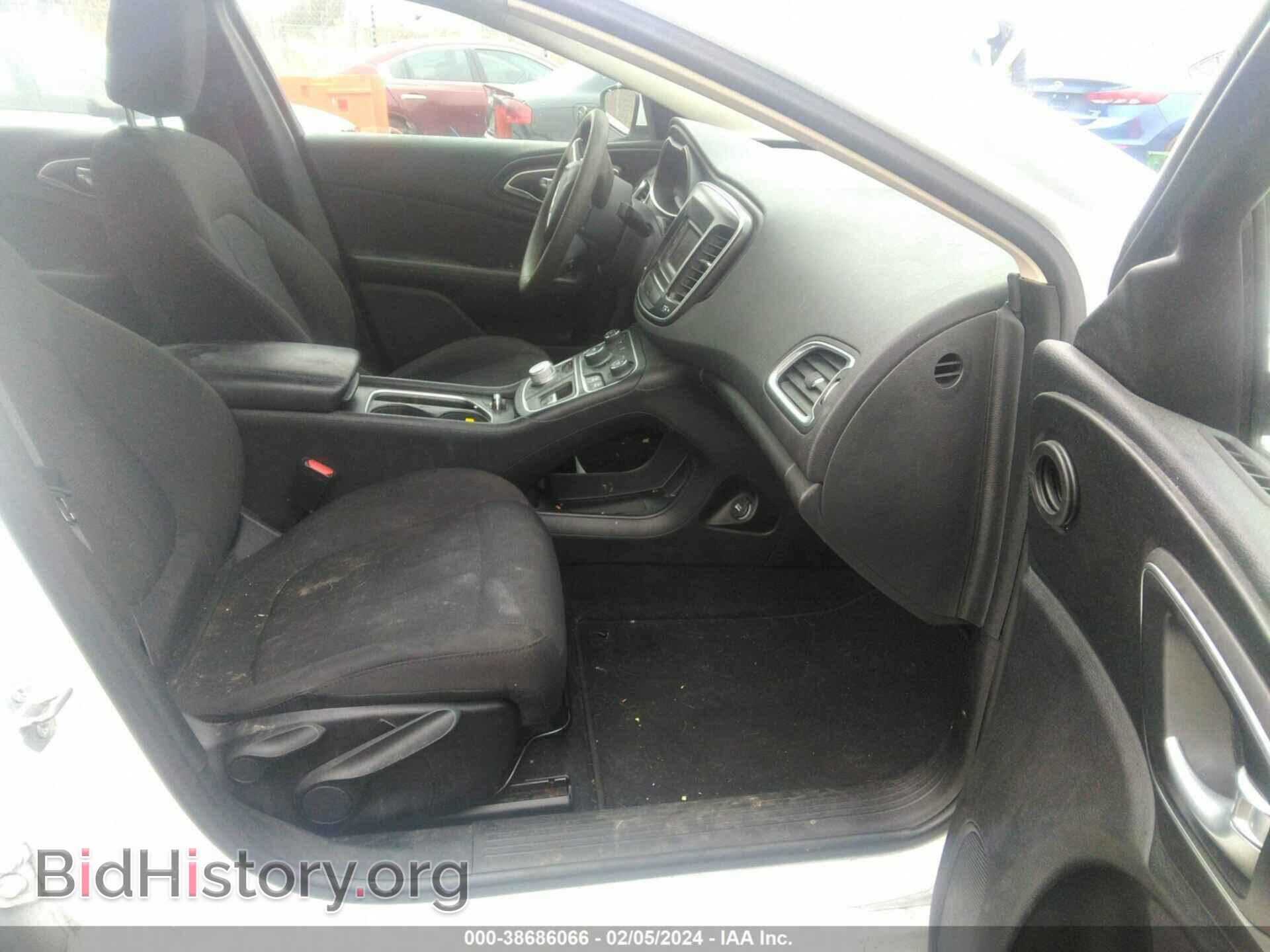 2015 CHRYSLER 200 - VIN: 1C3CCCAB2FN684605 - Фото 5