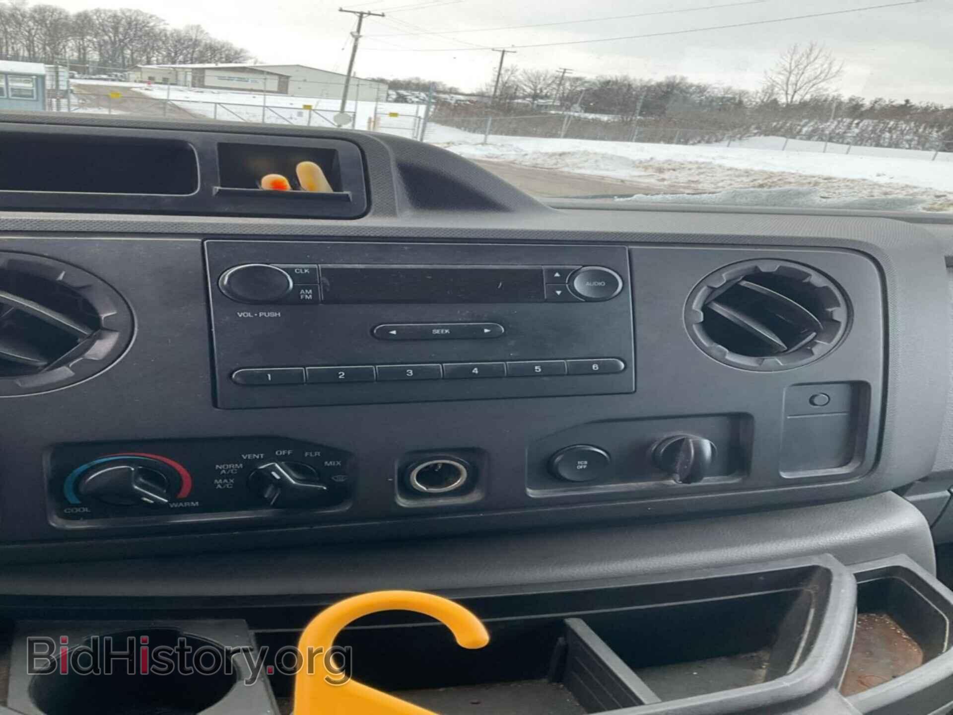 2011 FORD ECONOLINE - VIN: 1FTNE2EW8BDA06379 - Photo 9