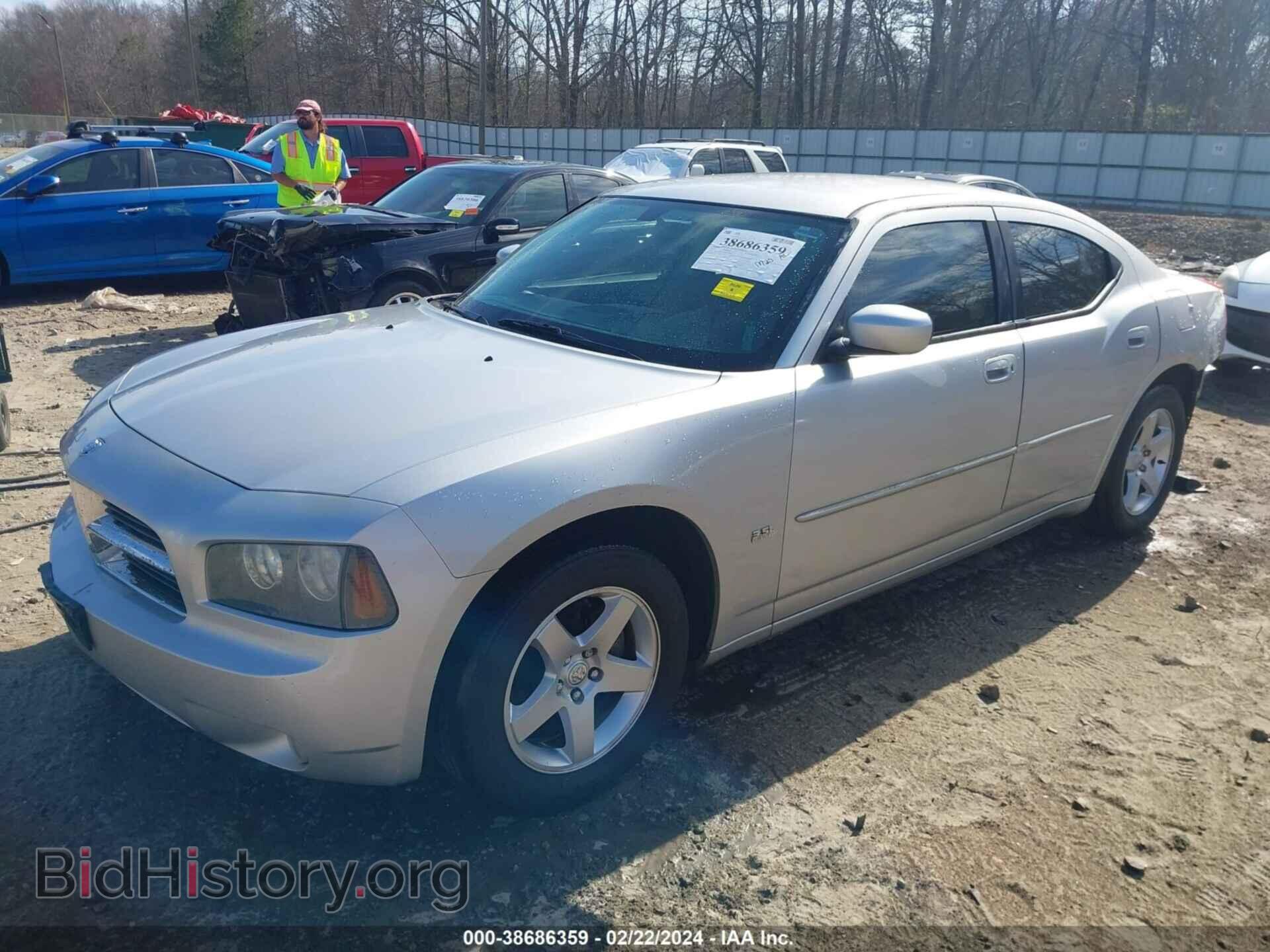 2010 DODGE CHARGER - VIN: 2B3CA3CV2AH217096 - Фото 2