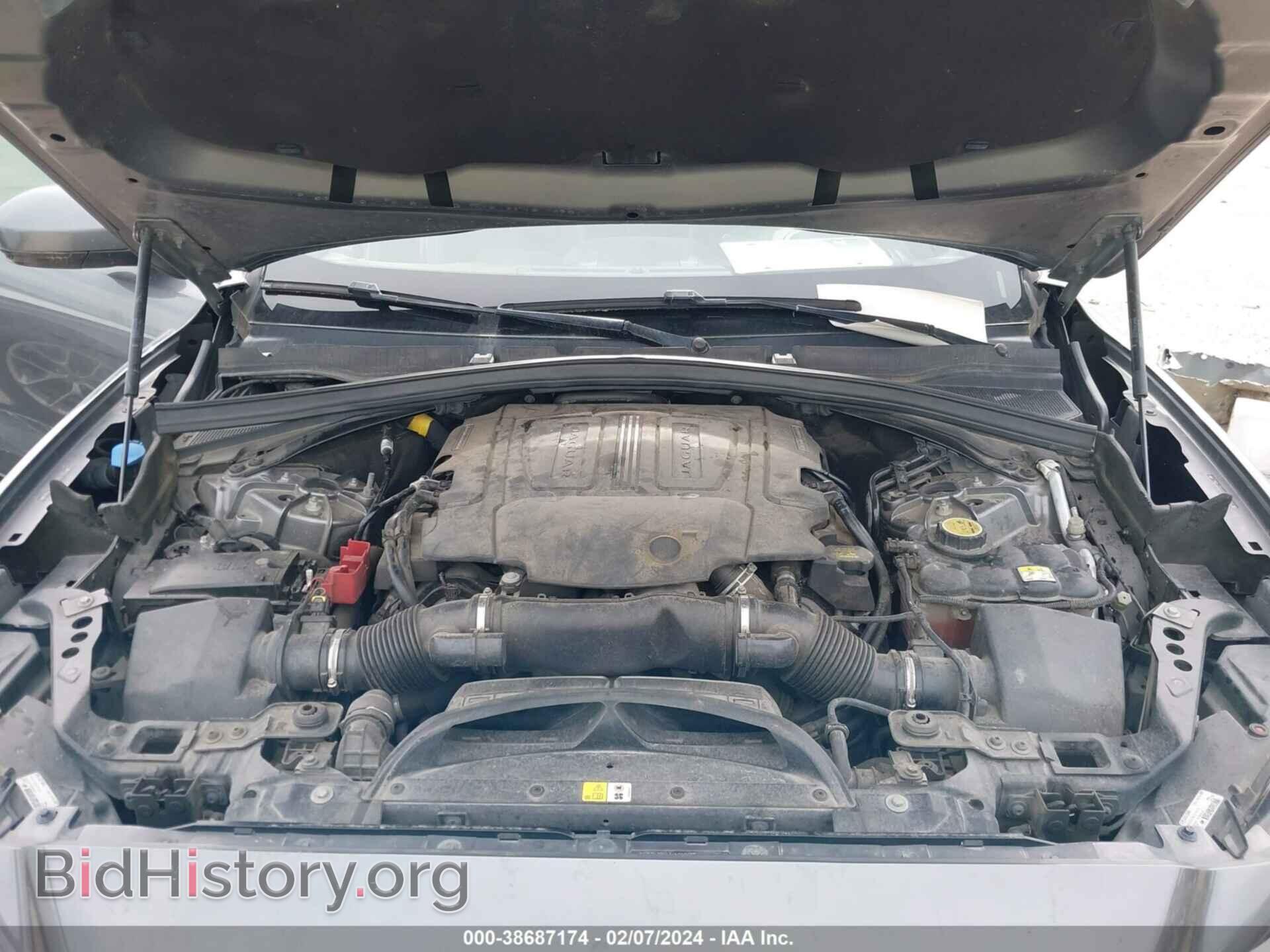 2017 JAGUAR F-PACE - VIN: SADCL2BVXHA090437 - Фото 10