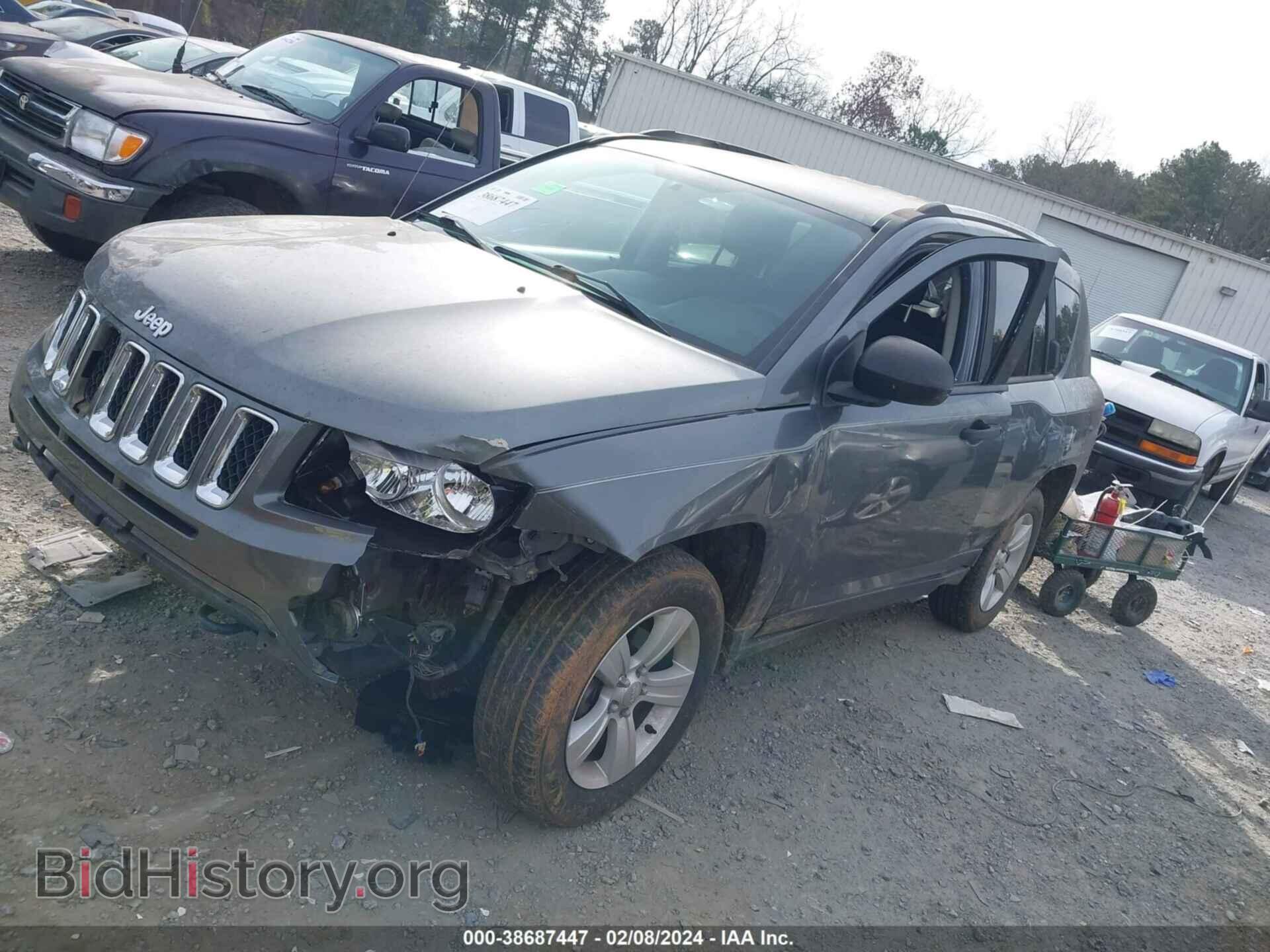 2014 JEEP COMPASS - VIN: 1C4NJDBB4ED535681 - Фото 2