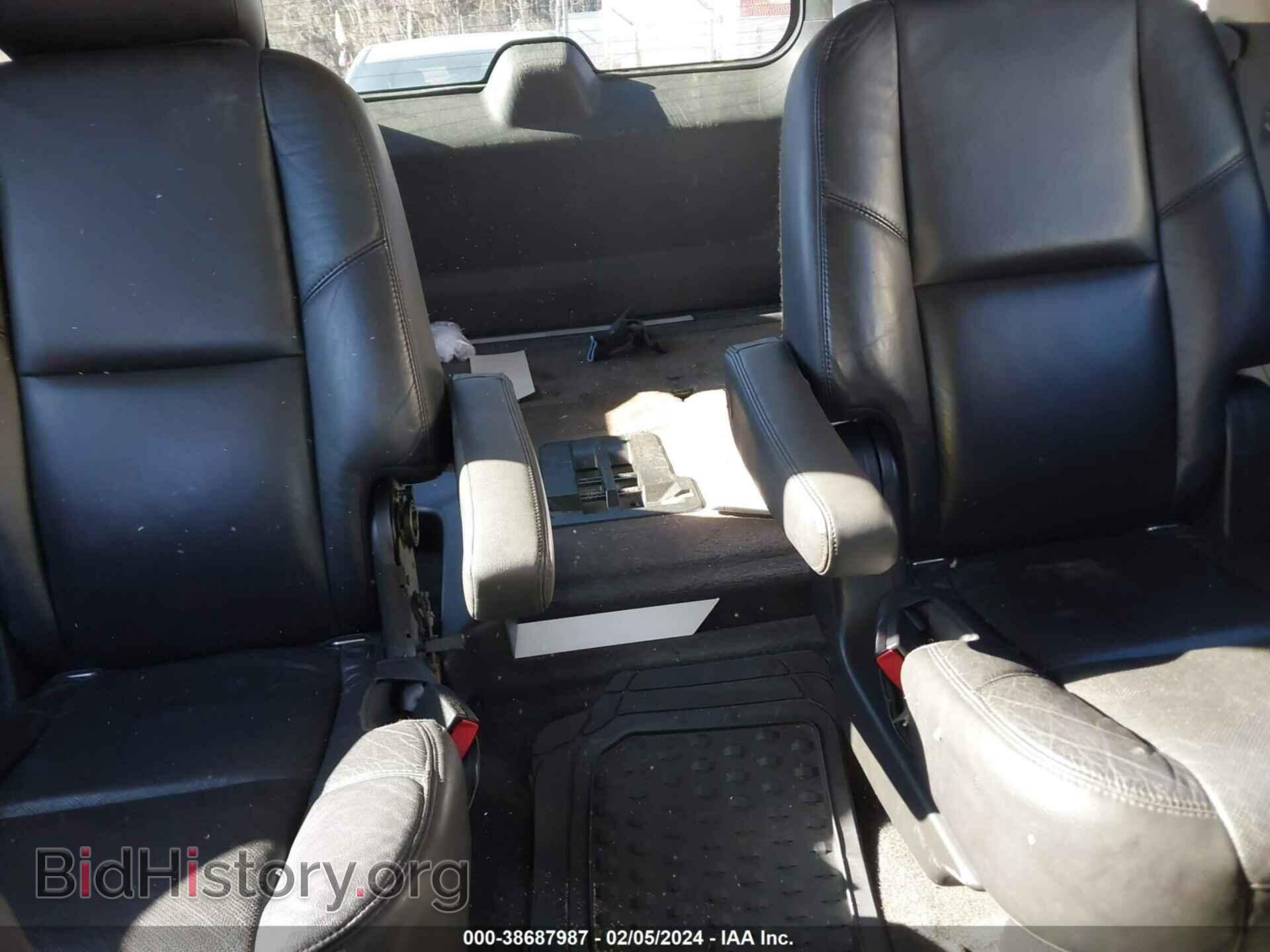 2011 CADILLAC ESCALADE - VIN: 1GYS4CEF9BR393744 - Фото 8