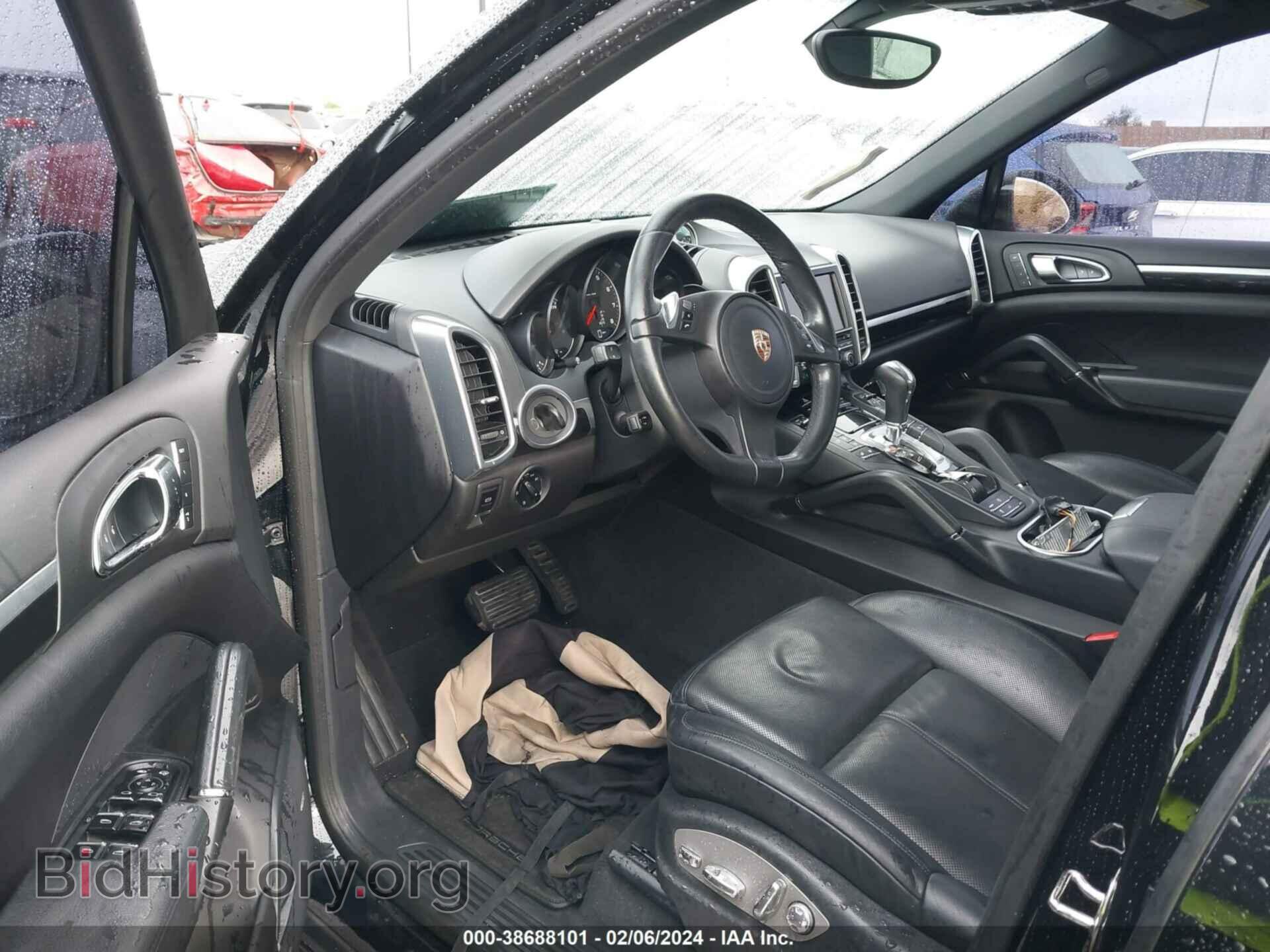 2013 PORSCHE CAYENNE - VIN: WP1AA2A23DLA11946 - Photo 5