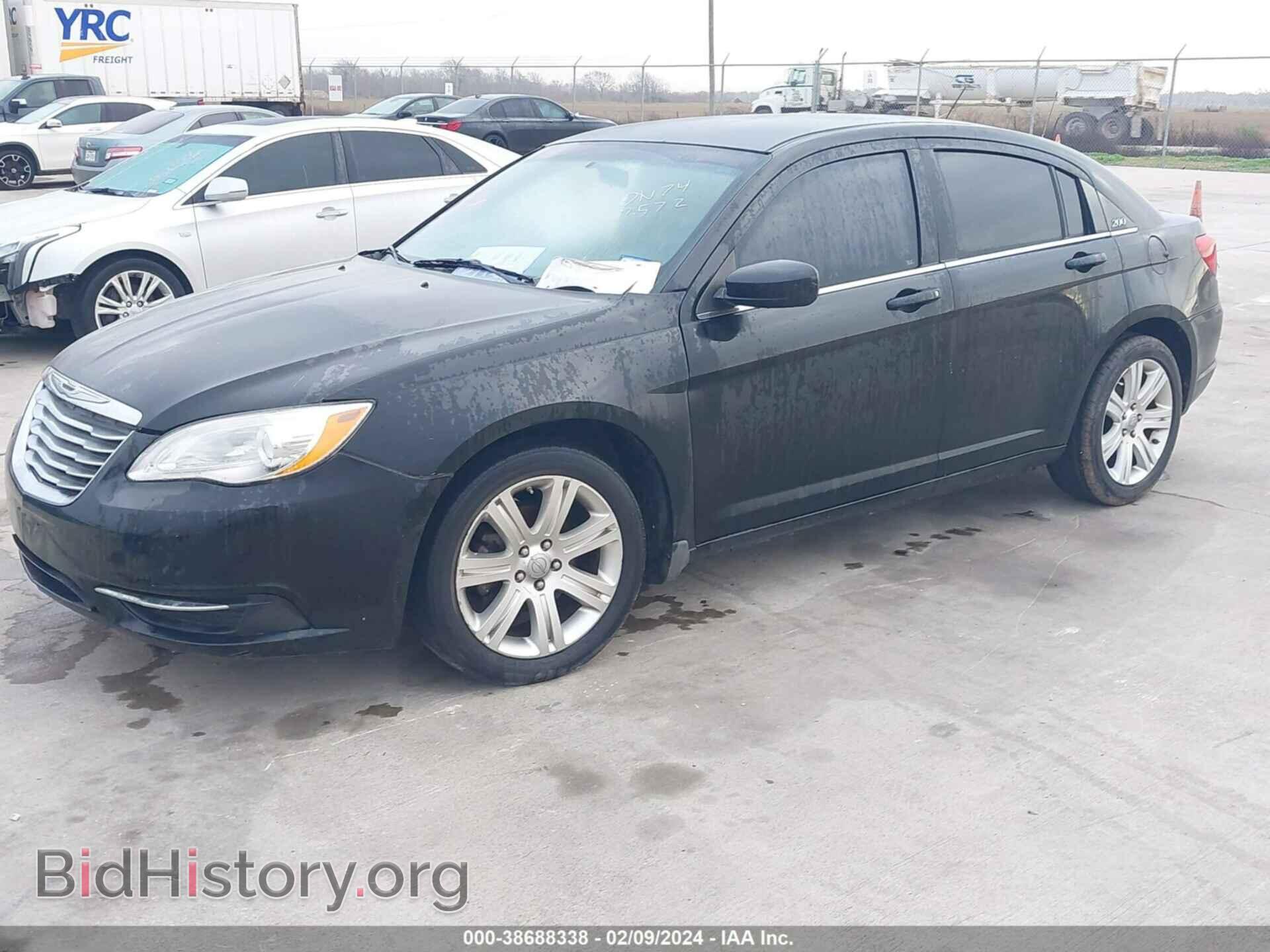 2013 CHRYSLER 200 - VIN: 1C3CCBBB5DN743572 - Фото 2