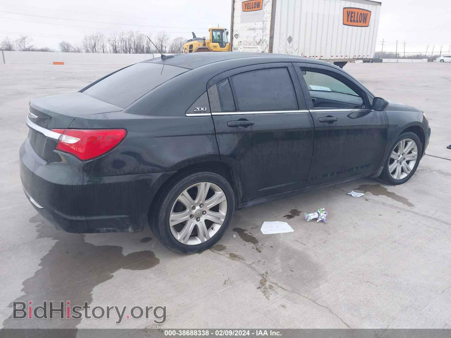 2013 CHRYSLER 200 - VIN: 1C3CCBBB5DN743572 - Фото 4