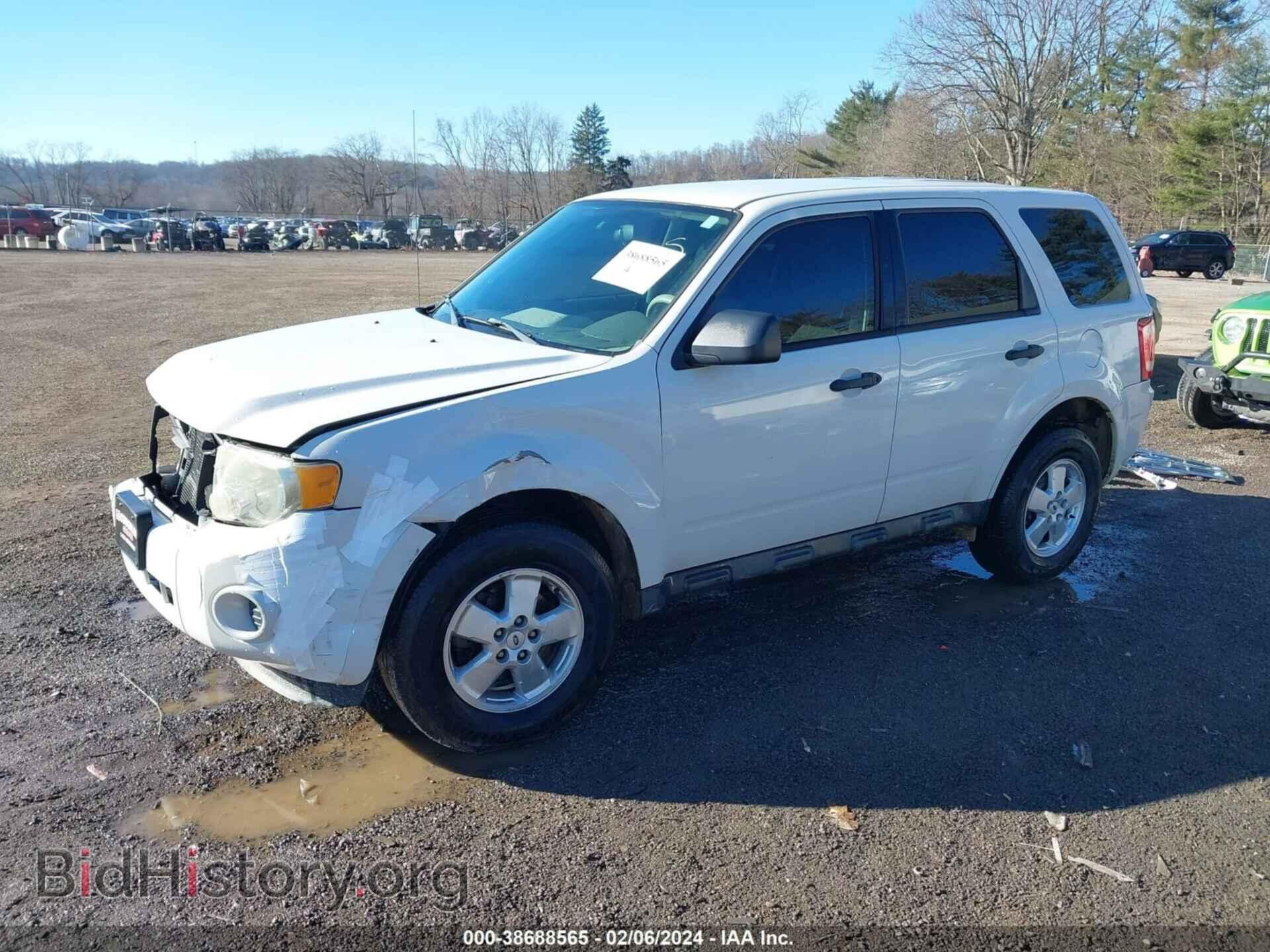 2012 FORD ESCAPE - VIN: 1FMCU9C71CKA10040 - Фото 2