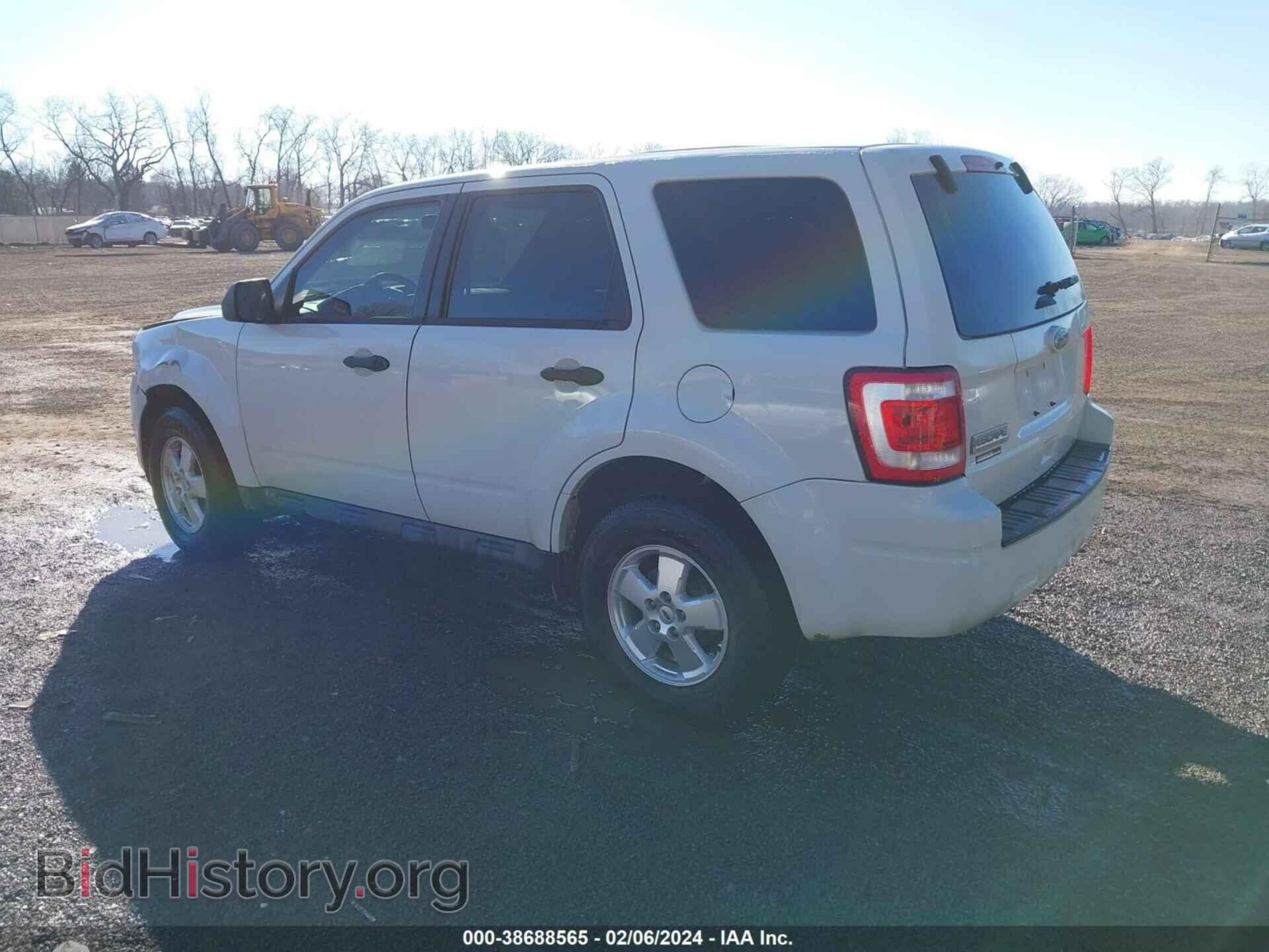 2012 FORD ESCAPE - VIN: 1FMCU9C71CKA10040 - Фото 3