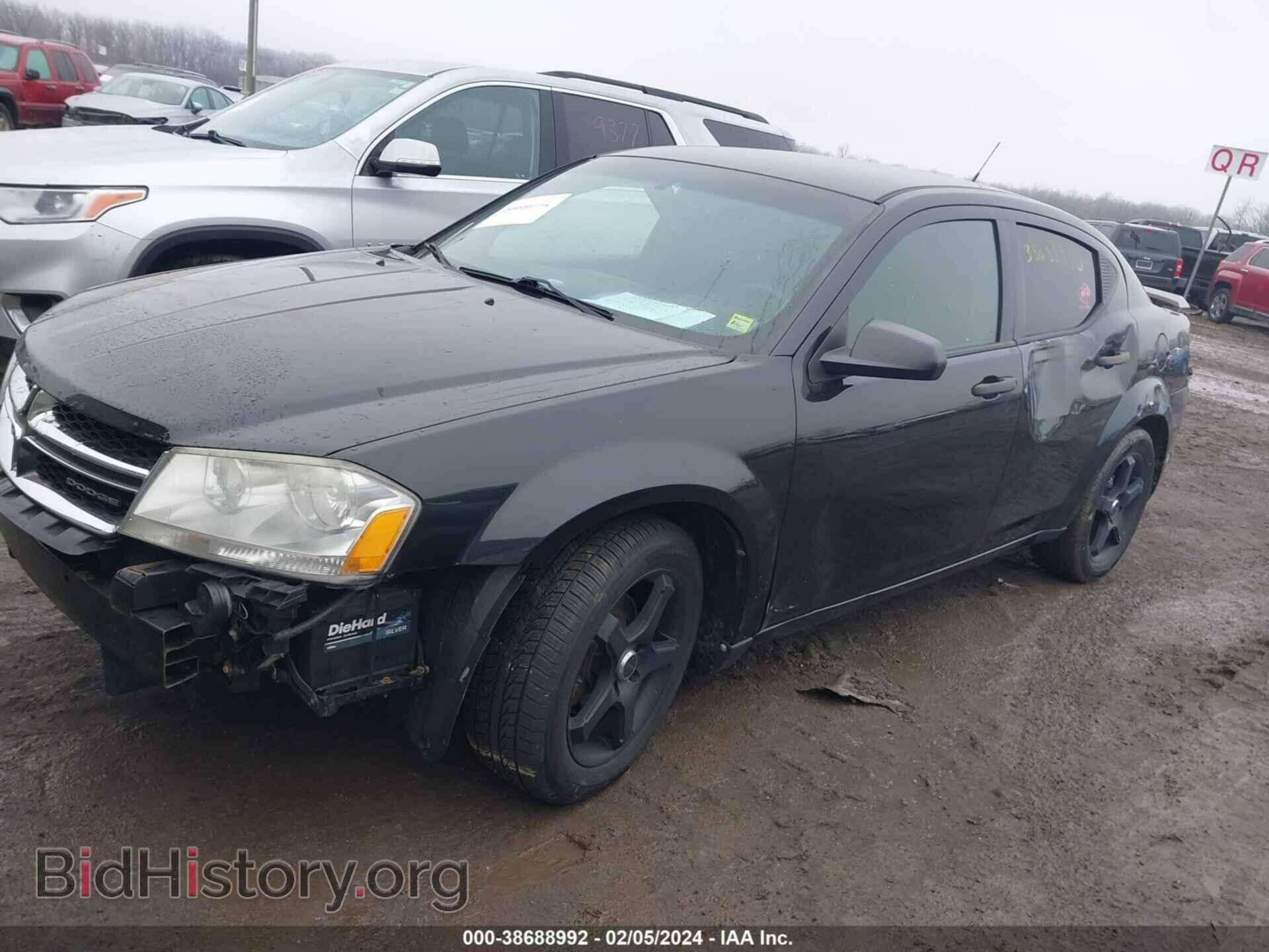 2011 DODGE AVENGER - VIN: 1B3BD4FB1BN523483 - Photo 2