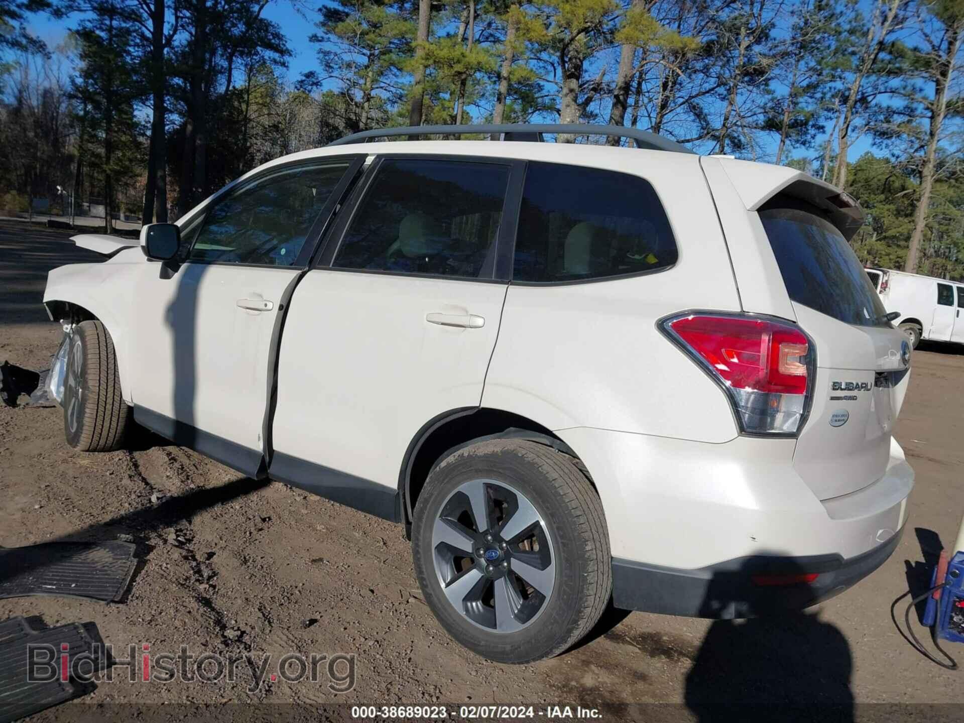 2017 SUBARU FORESTER - VIN: JF2SJAGC8HH582696 - Фото 3