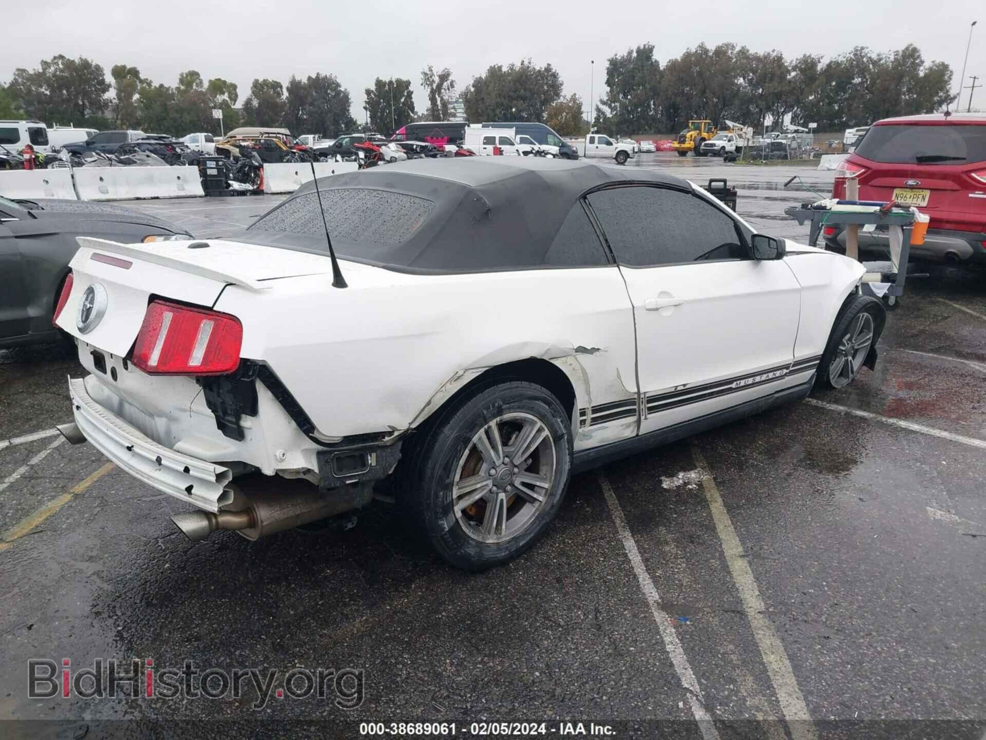 2012 FORD MUSTANG - VIN: 1ZVBP8EM1C5279638 - Фото 4