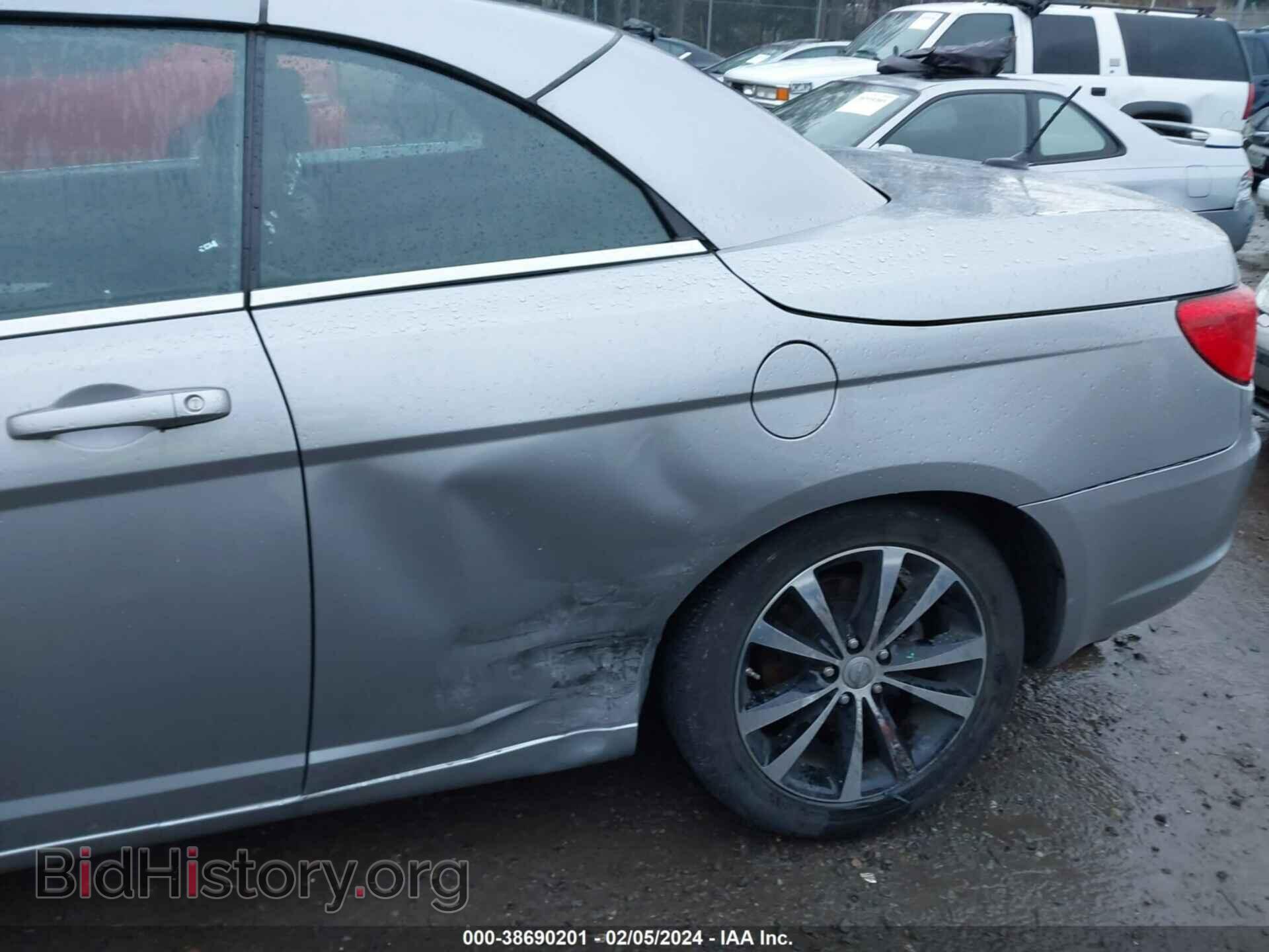 2013 CHRYSLER 200 - VIN: 1C3BCBGG1DN674461 - Photo 6